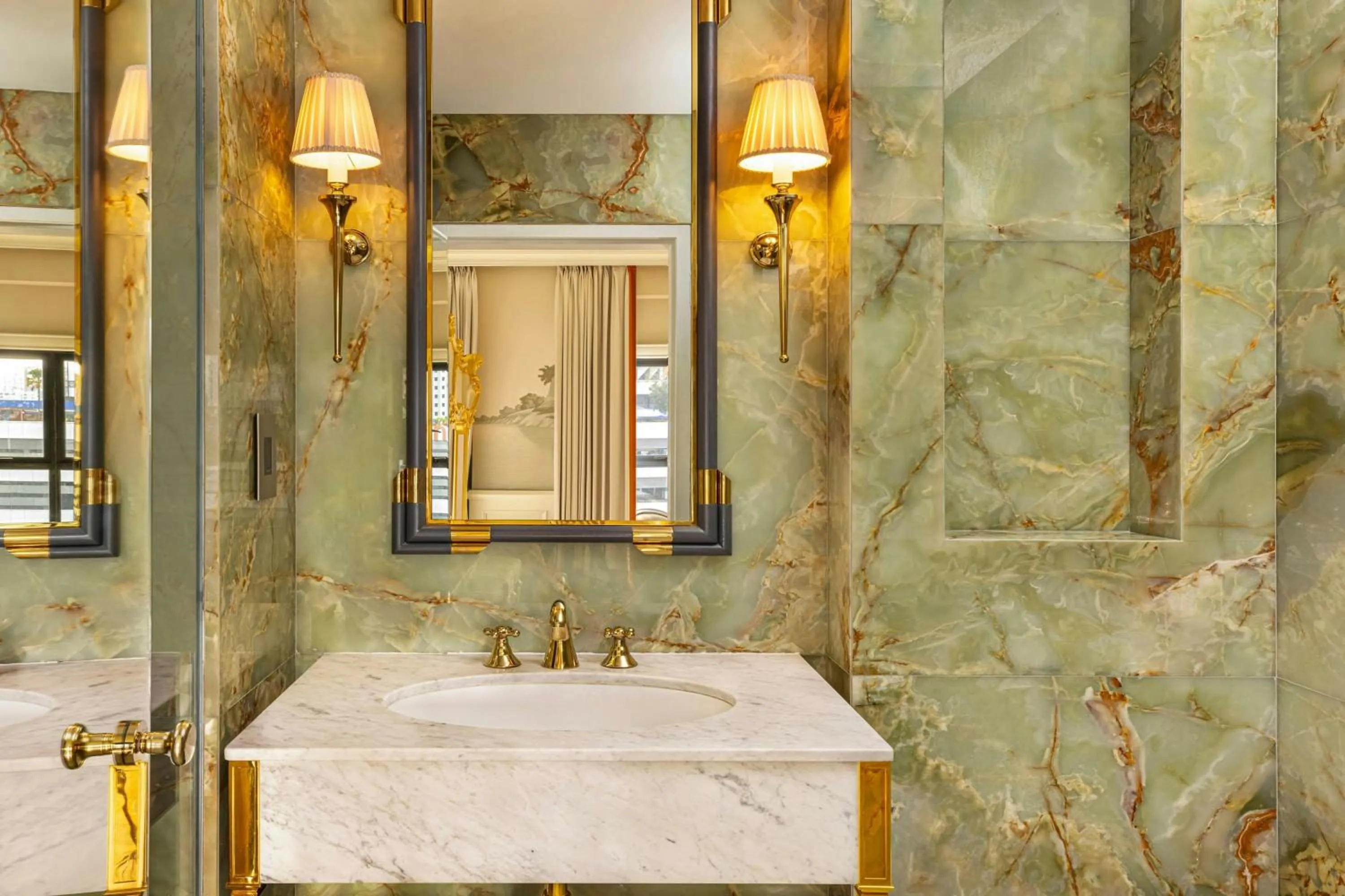 Bathroom in The Serangoon House Little India, Singapore, a Tribute Portfolio Hotel