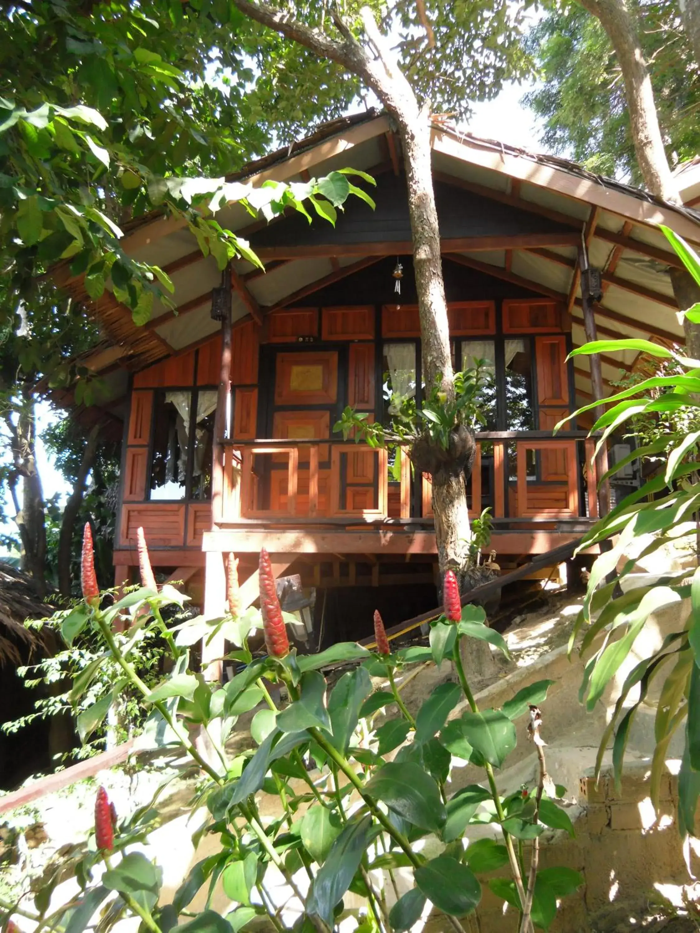 Facade/entrance in Phi Phi Green Hill Resort Facade/entrance in Phi Phi Green Hill Resort