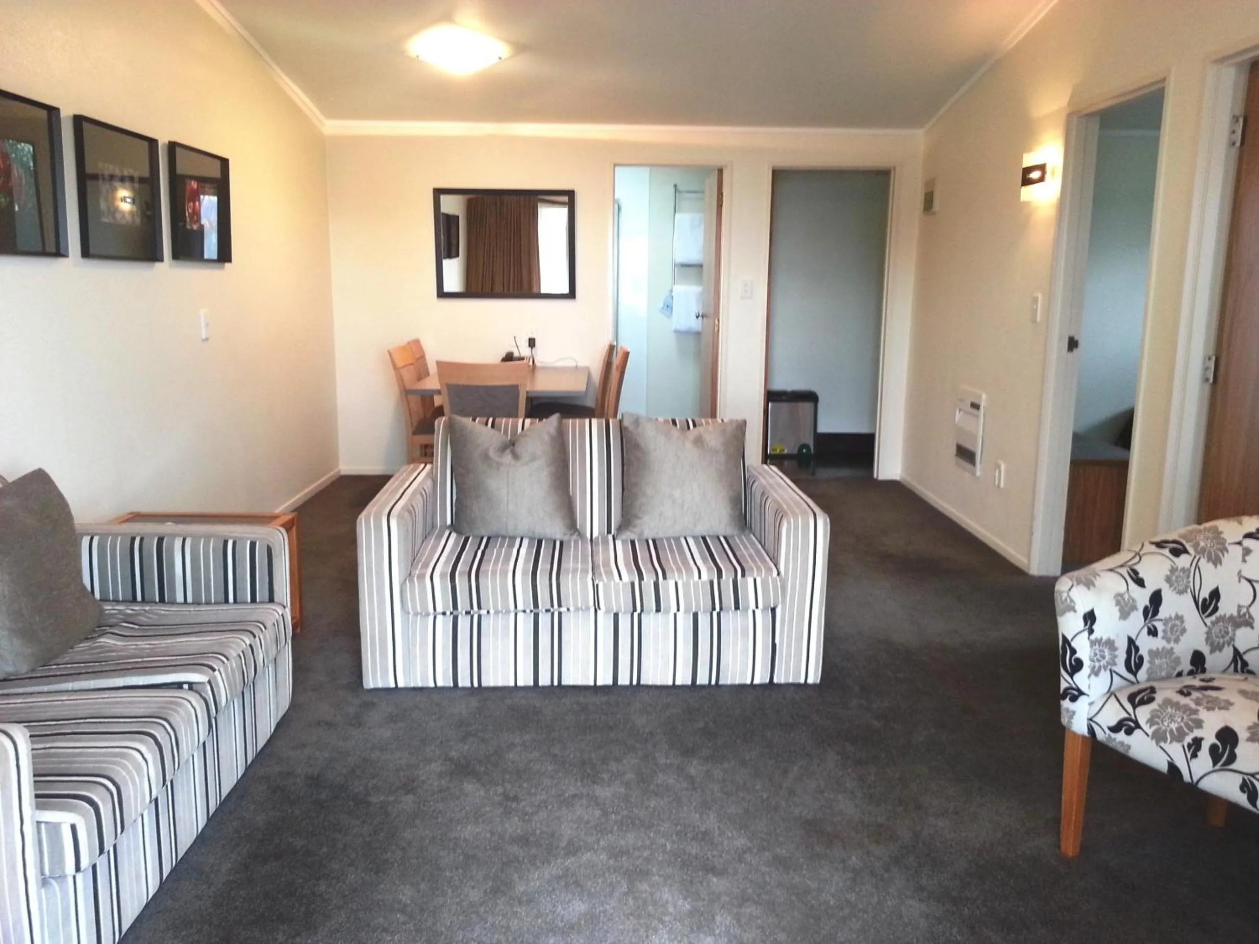 Living room in Marineland Beachfront Accommodation