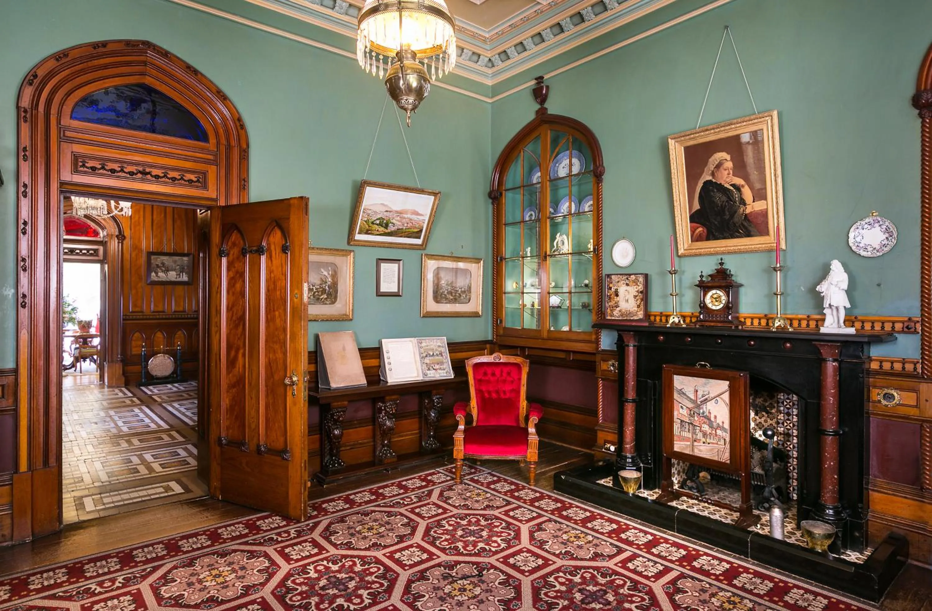 Decorative detail in Larnach Lodge & Stable Stay