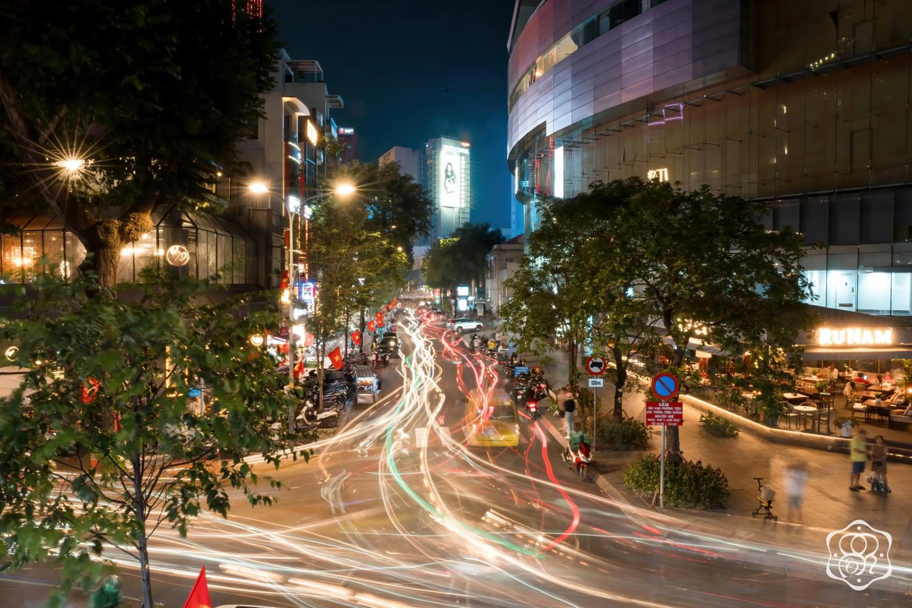 Restaurant/places to eat in Amanaki Saigon Boutique Hotel