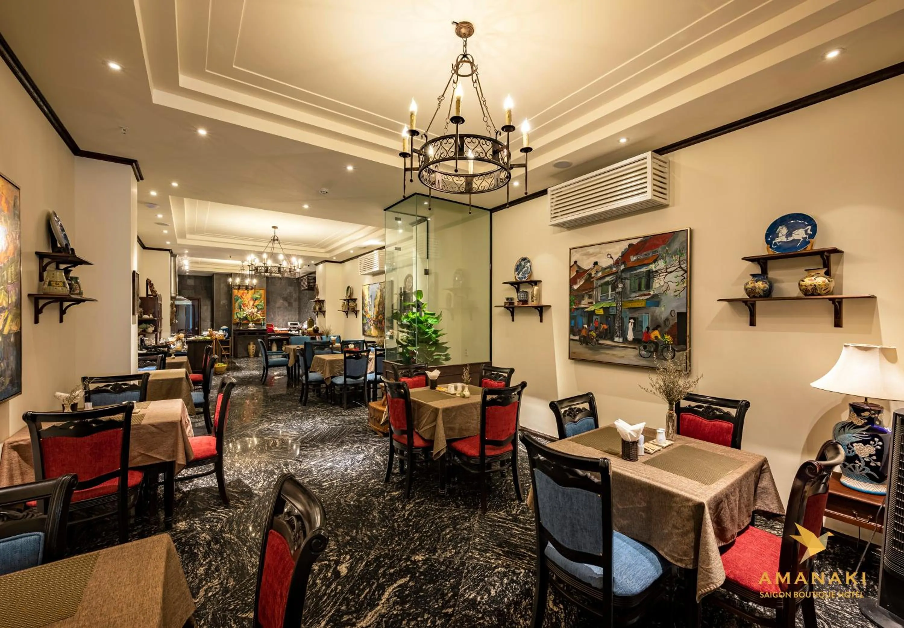 Restaurant/places to eat in Amanaki Saigon Boutique Hotel