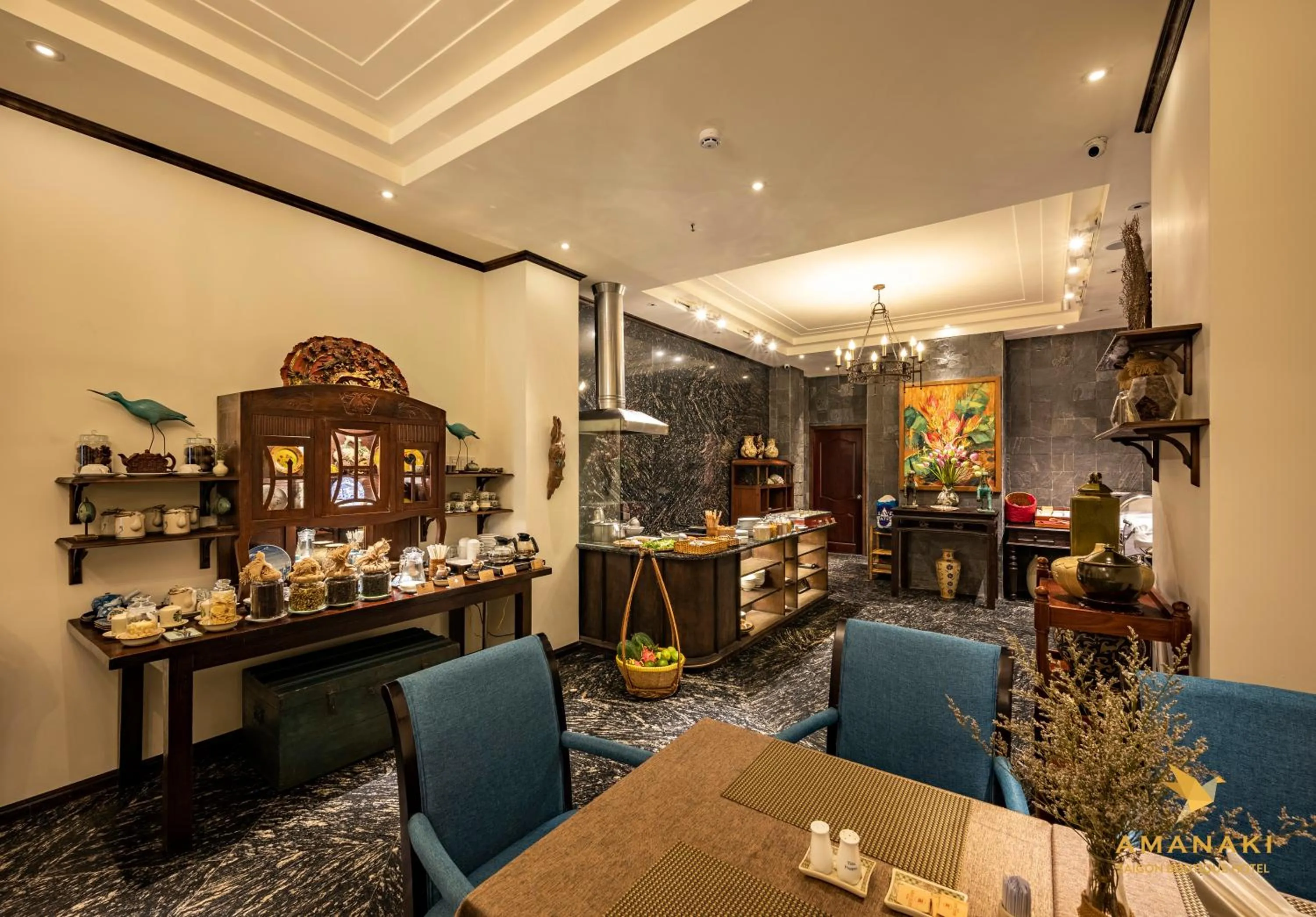 Restaurant/places to eat in Amanaki Saigon Boutique Hotel