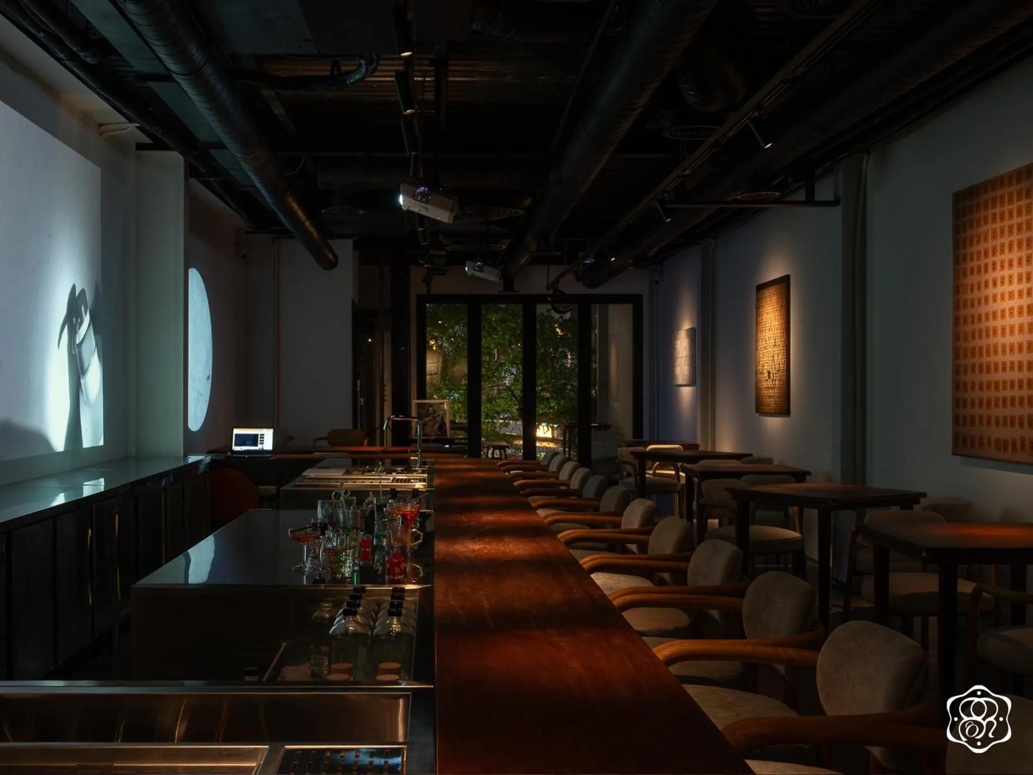 Restaurant/places to eat in Amanaki Saigon Boutique Hotel