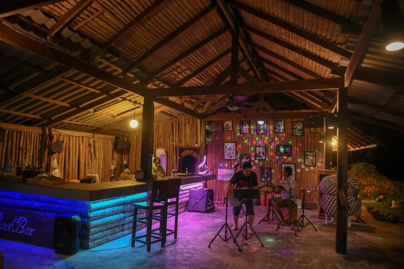 Lounge or bar in Koh Talu Island Resort Lounge or bar in Koh Talu Island Resort