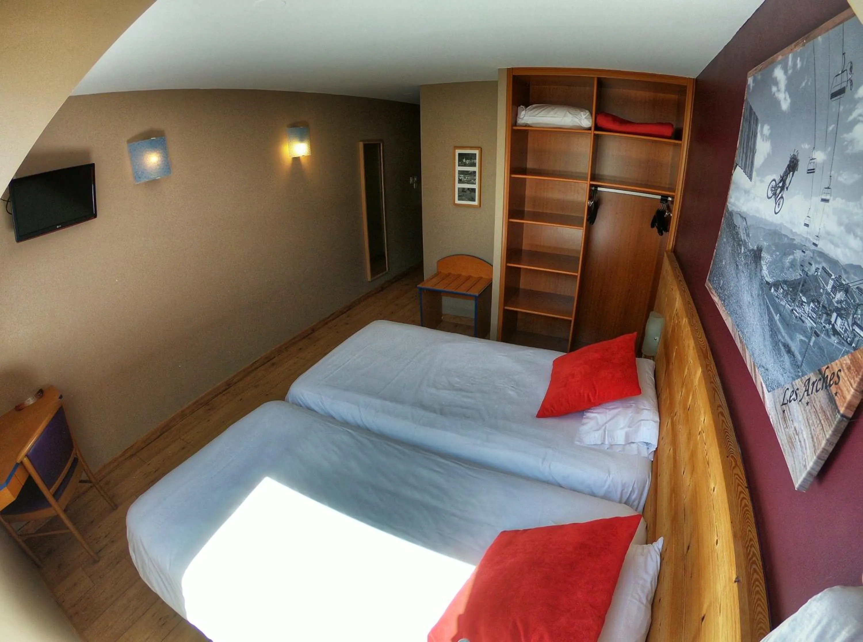 Photo of the whole room, Bed in Hôtel Les Arches