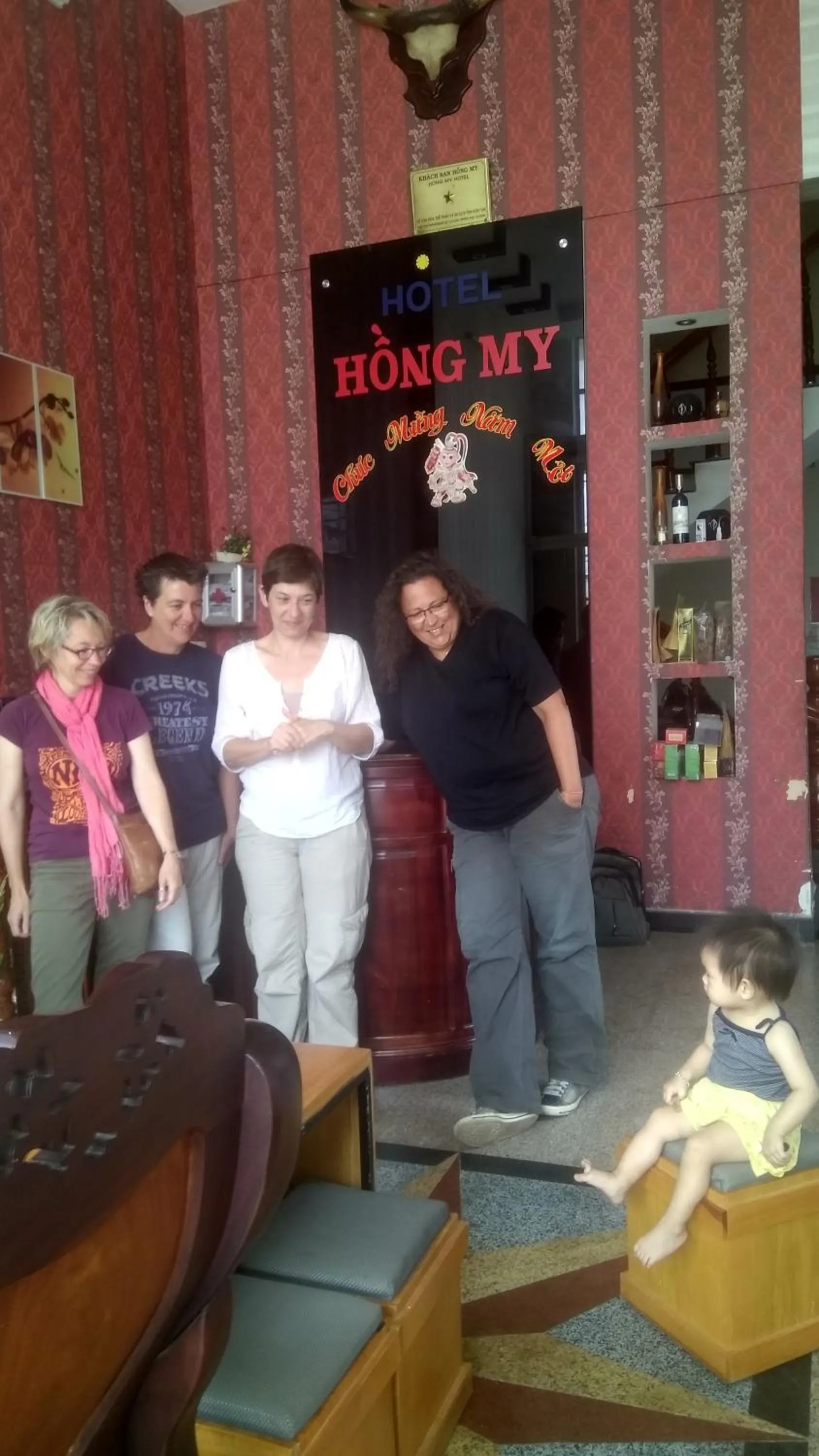 group of guests in Hong My Hotel