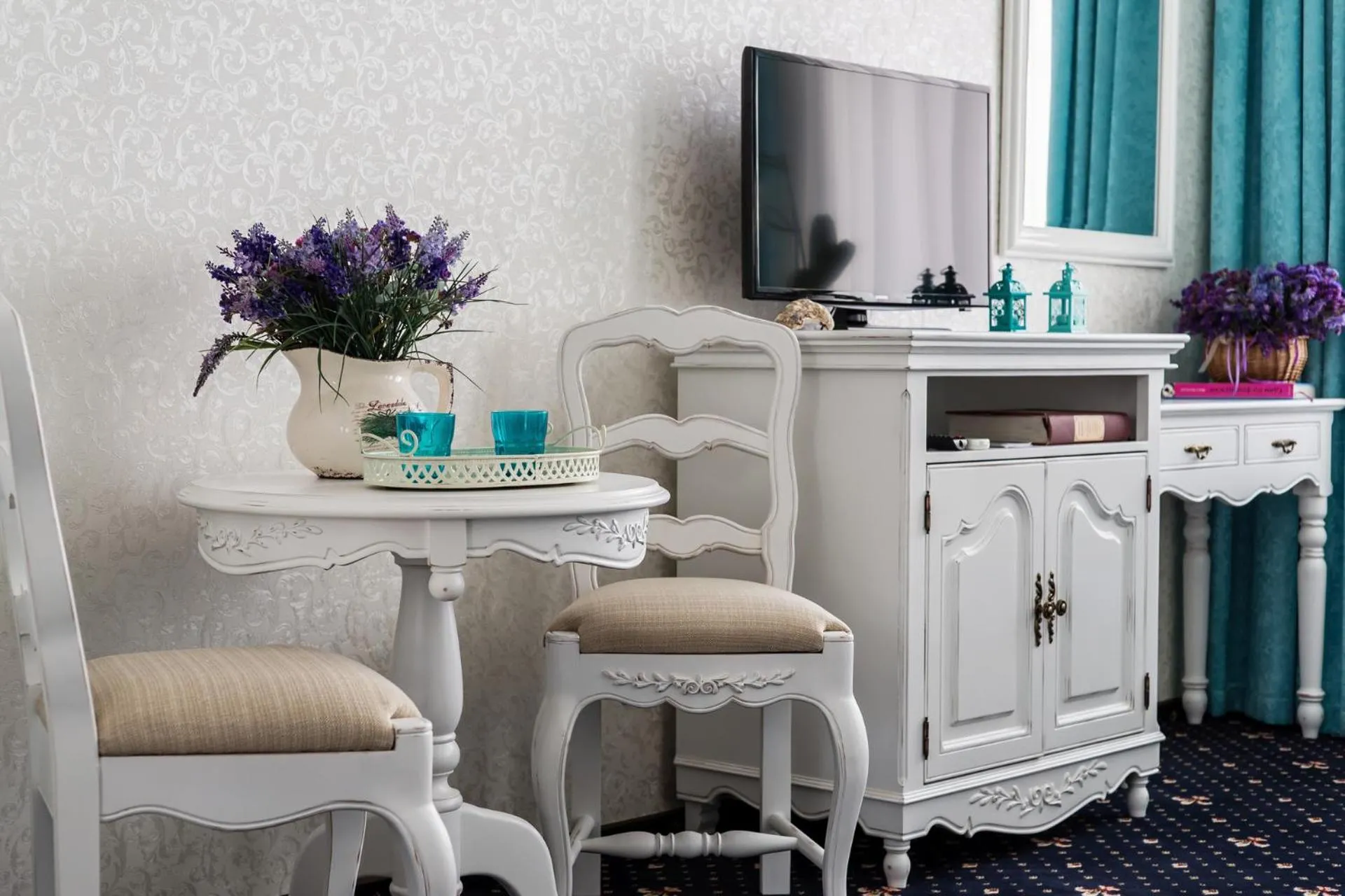 Superior Twin Room in Gostiny Dvor Hotel