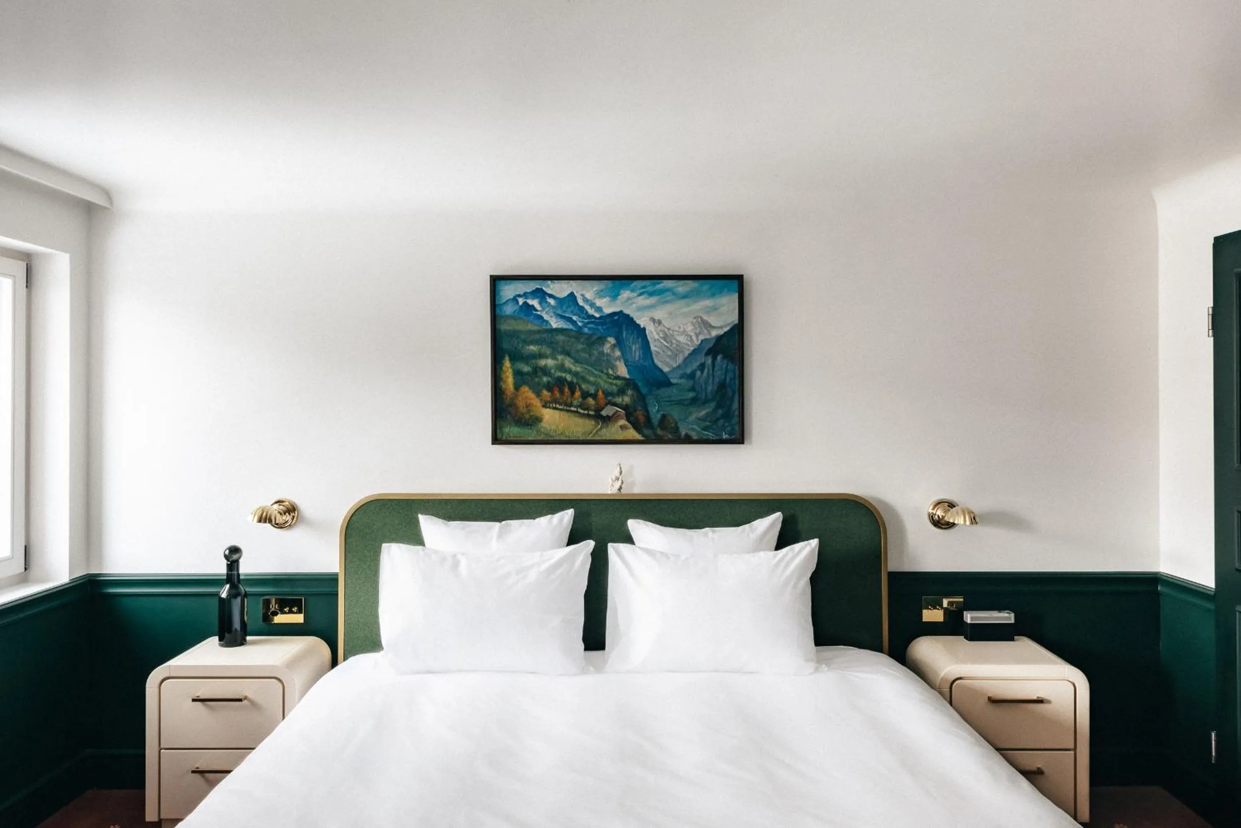 Bed in Experimental Chalet