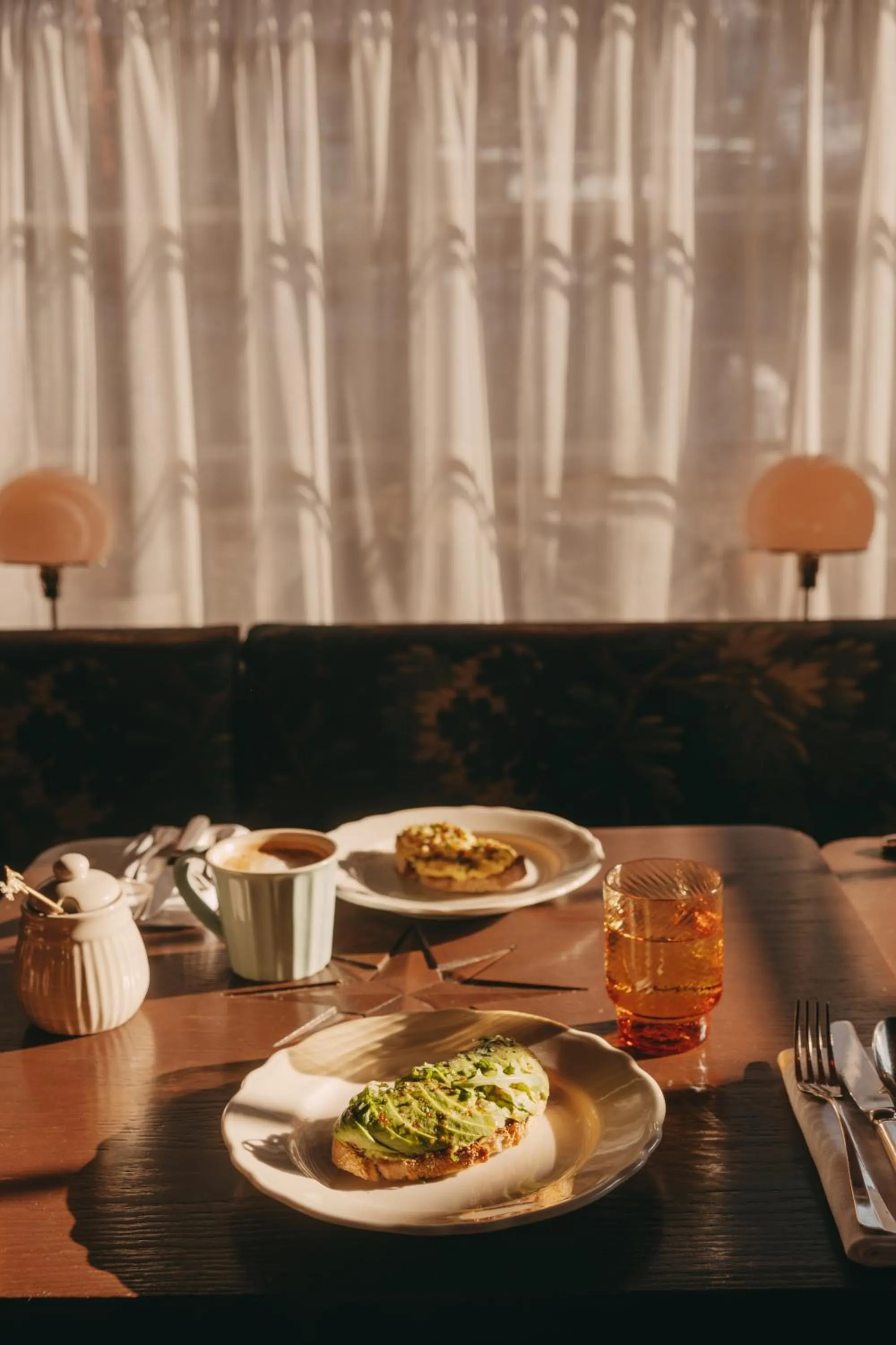 Breakfast in Experimental Chalet