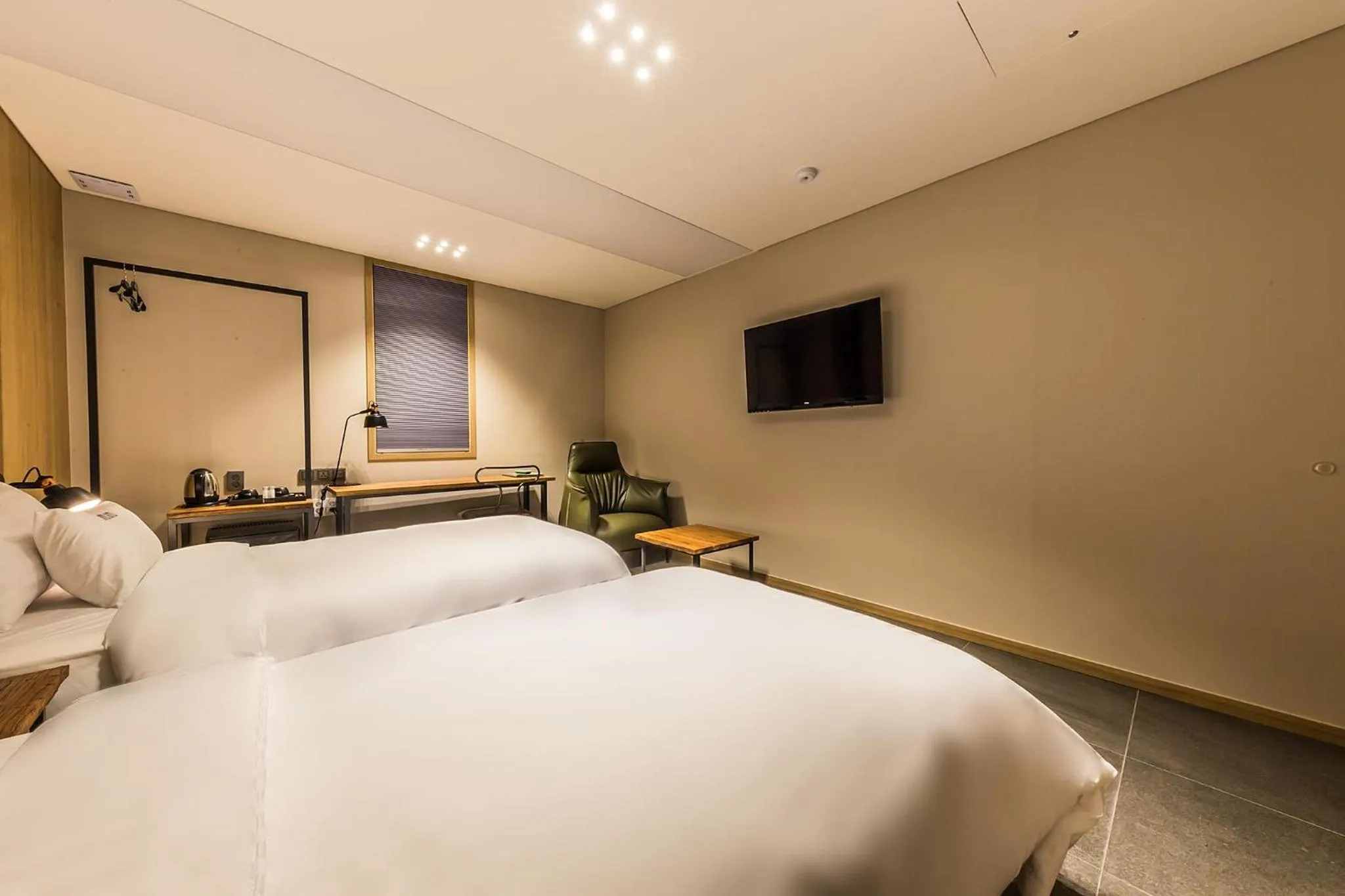 Bed in Incheon Airport Hotel Seattle