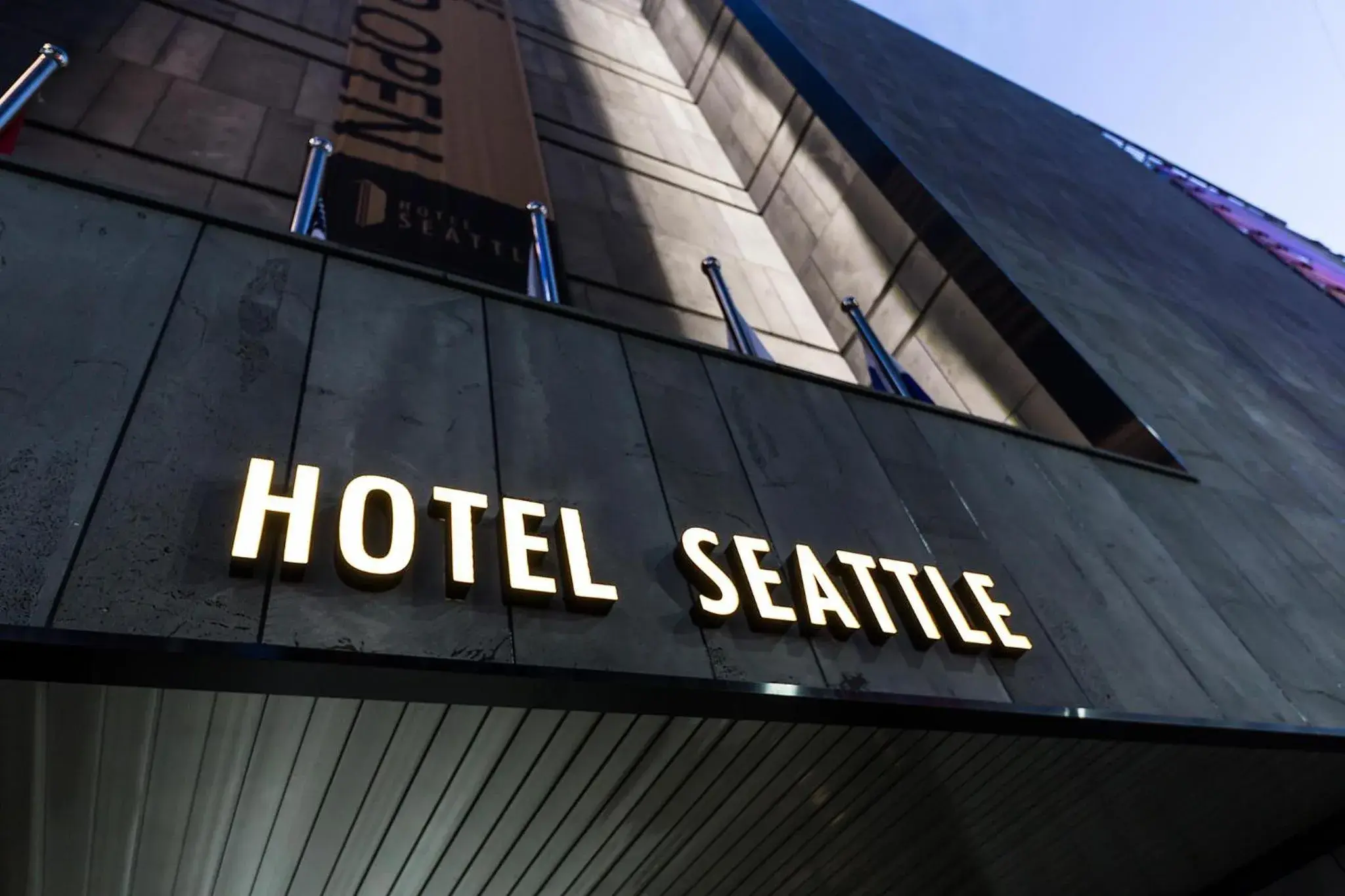 Facade/entrance in Incheon Airport Hotel Seattle Facade/entrance in Incheon Airport Hotel Seattle