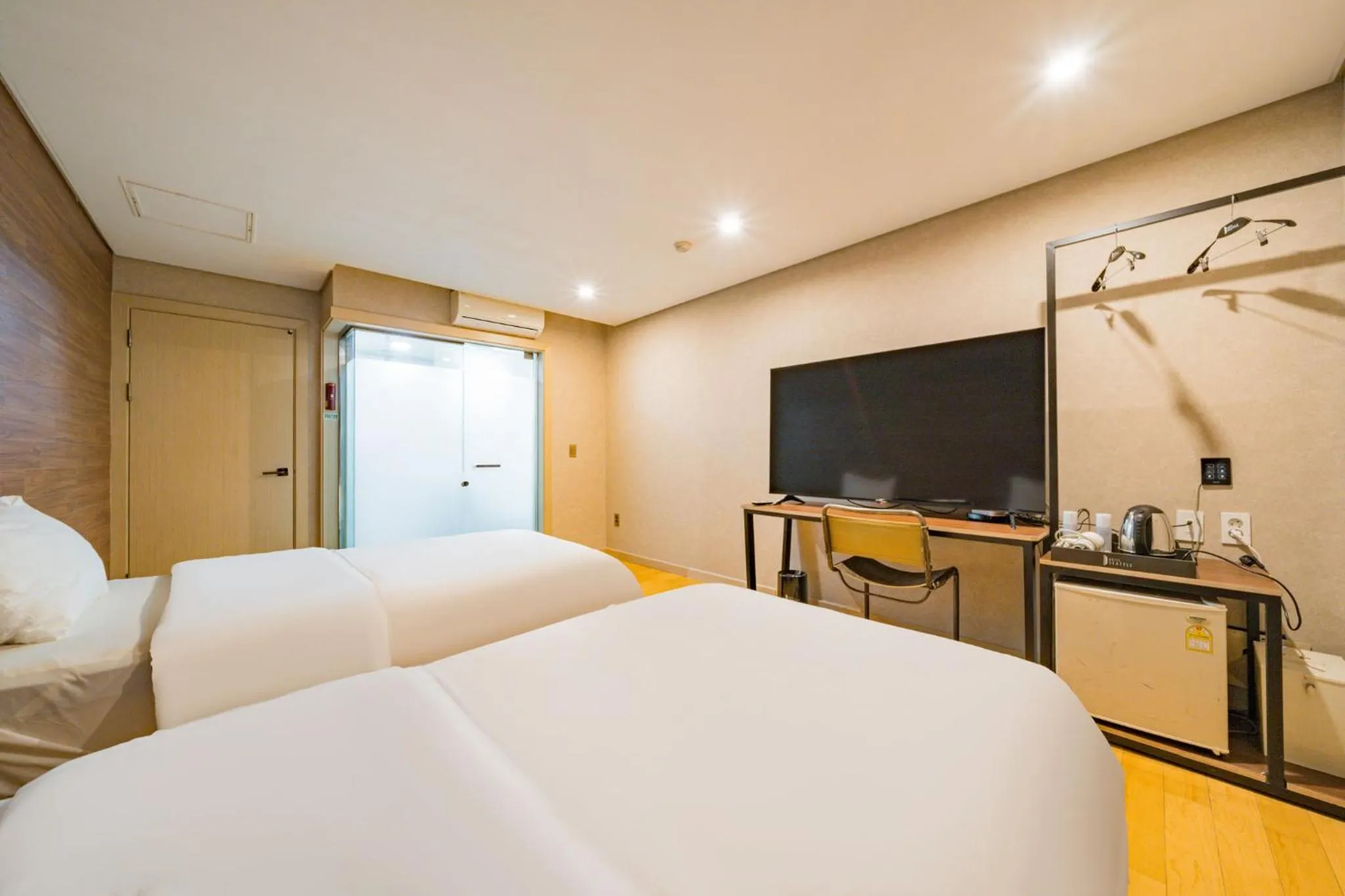 Bed in Incheon Airport Hotel Seattle