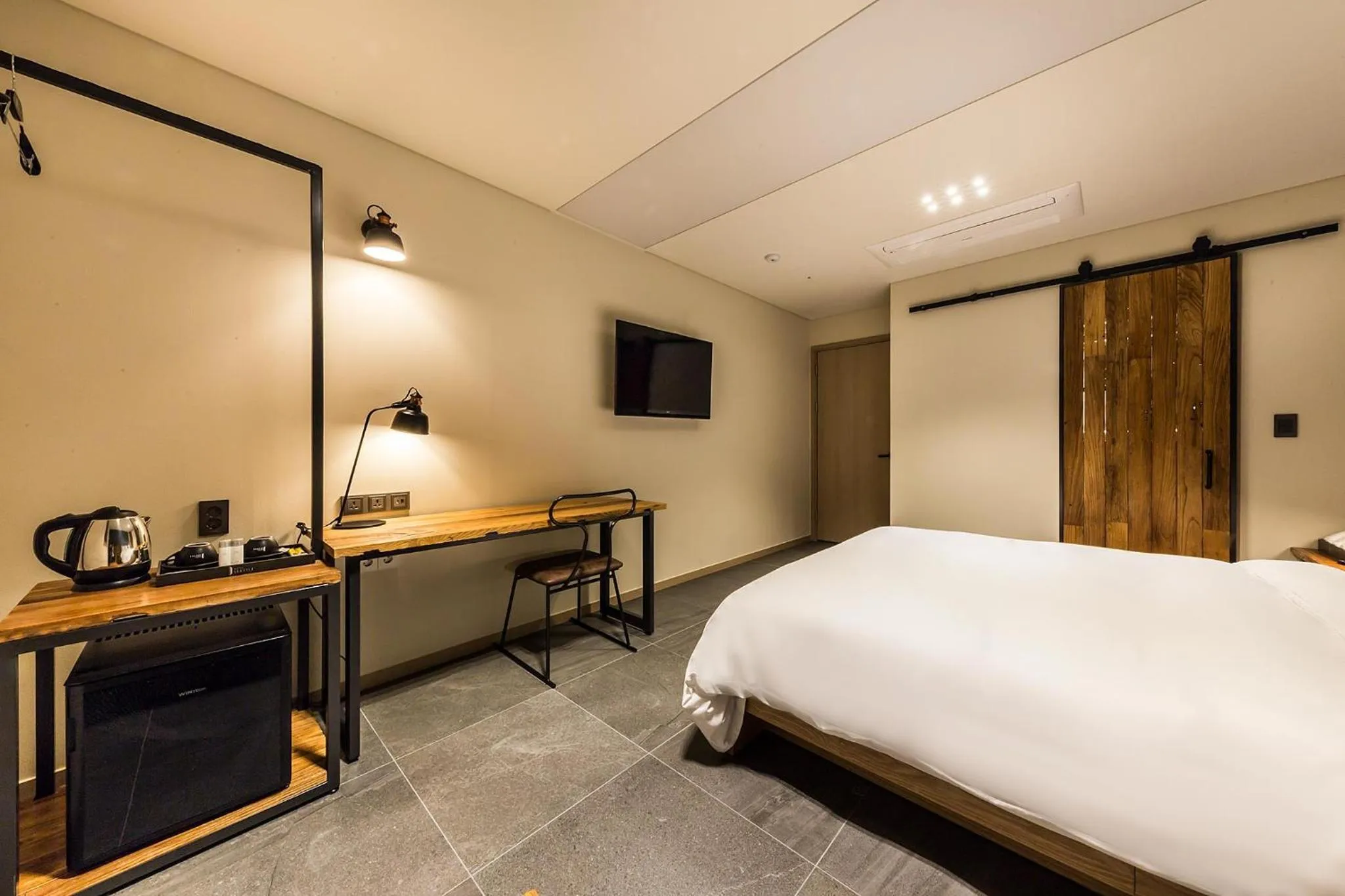 Bed in Incheon Airport Hotel Seattle