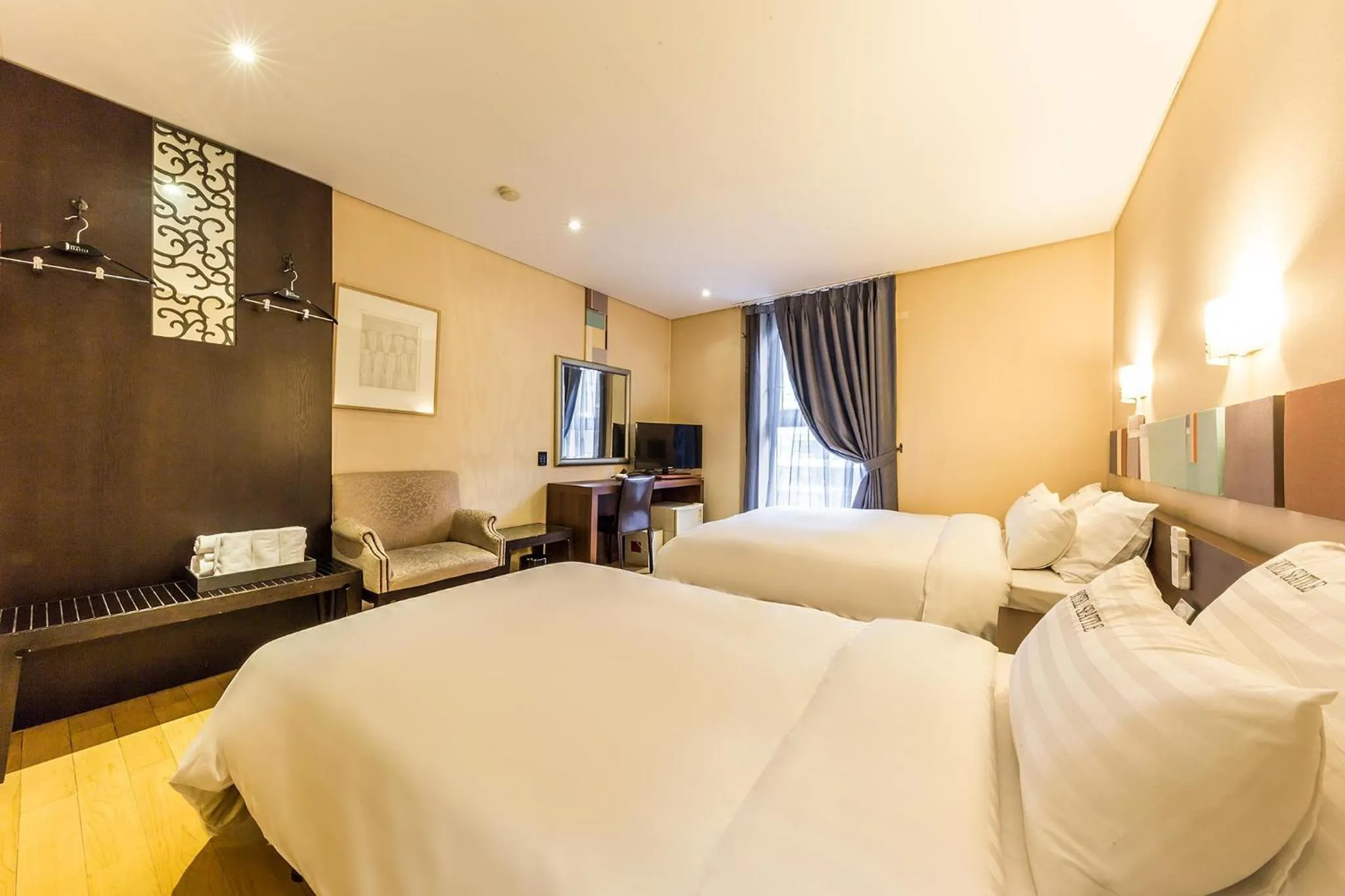 Bed in Incheon Airport Hotel Seattle