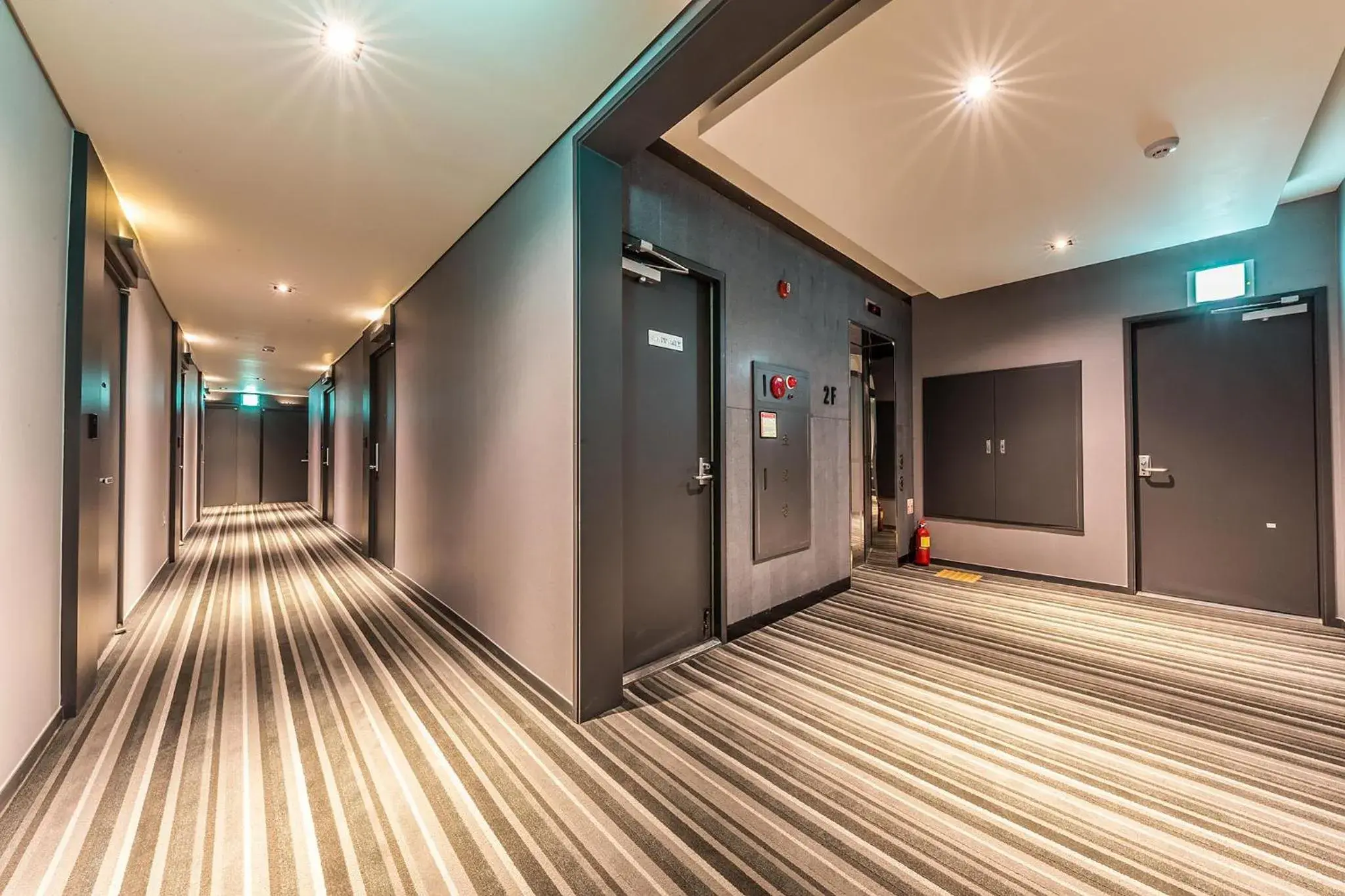 Property building in Incheon Airport Hotel Seattle Property building in Incheon Airport Hotel Seattle