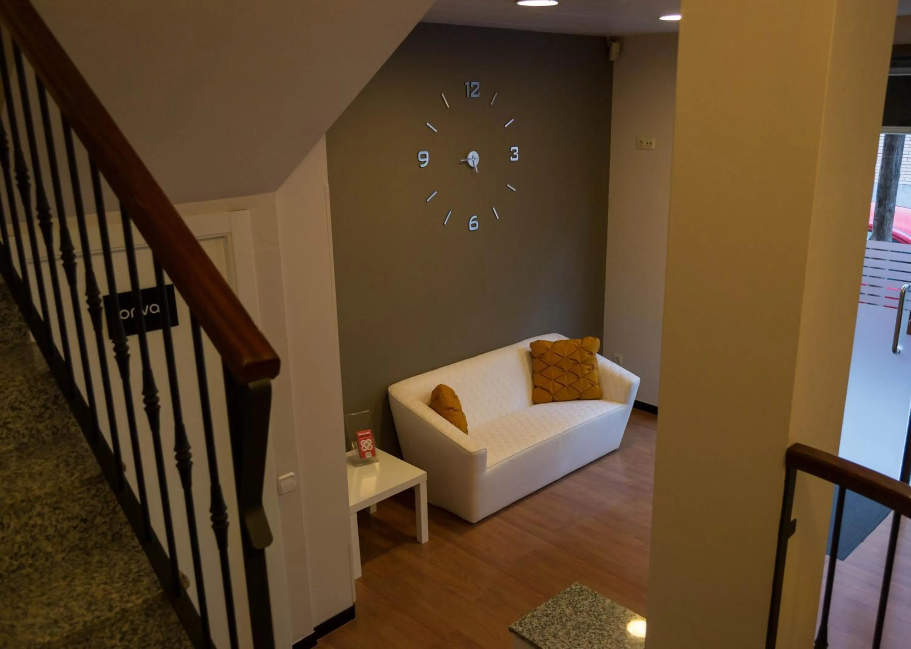 Lobby or reception, Bed in Hostal Sant Pau