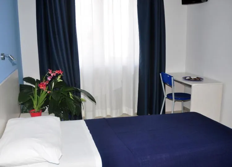 Day, Bed in Hotel La Punta