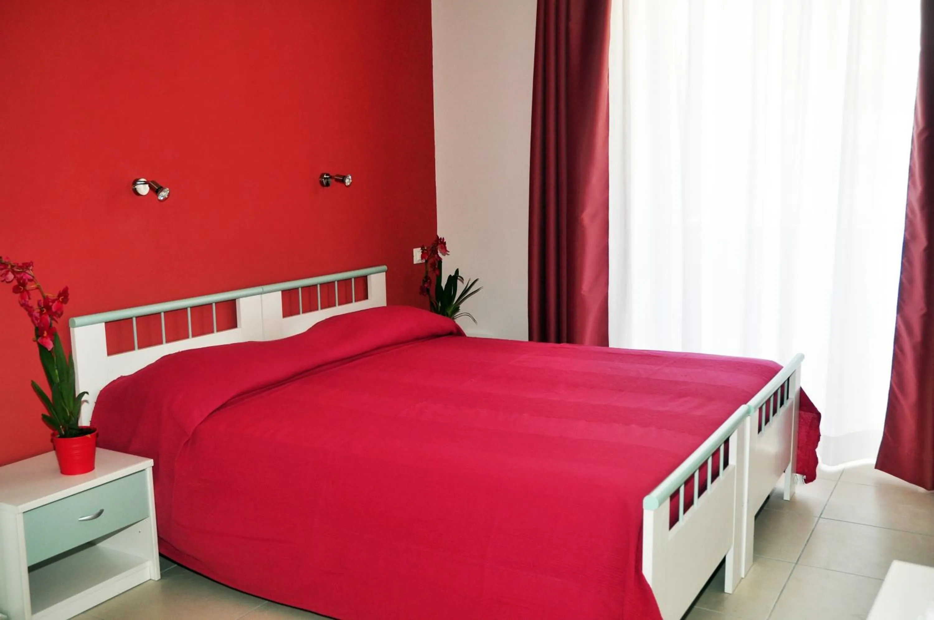 Day, Bed in Hotel La Punta