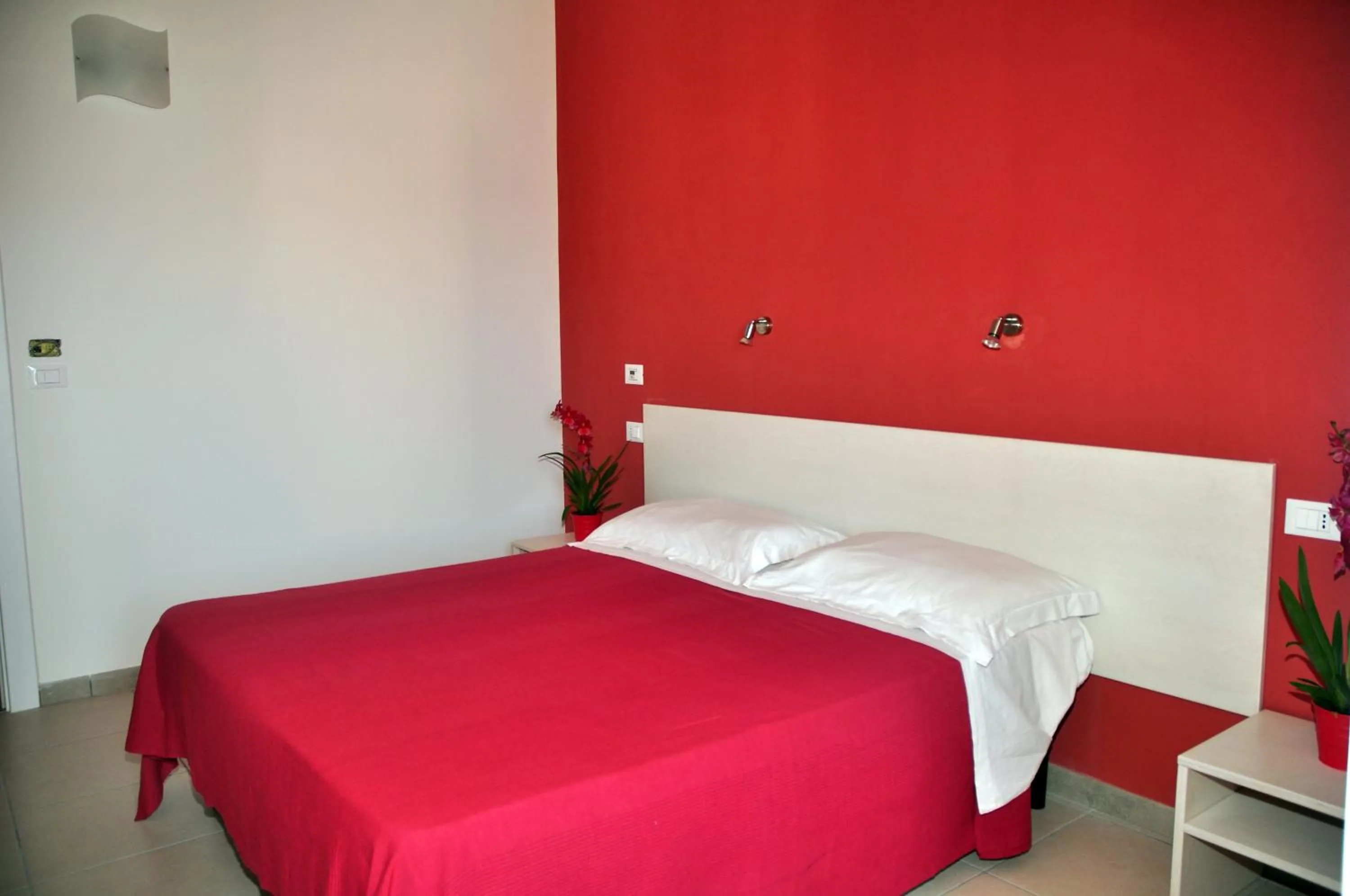 Photo of the whole room, Bed in Hotel La Punta