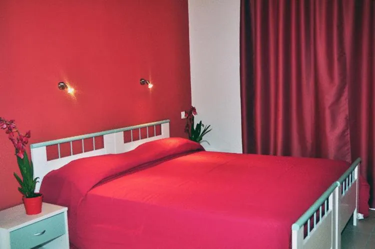 Photo of the whole room, Bed in Hotel La Punta