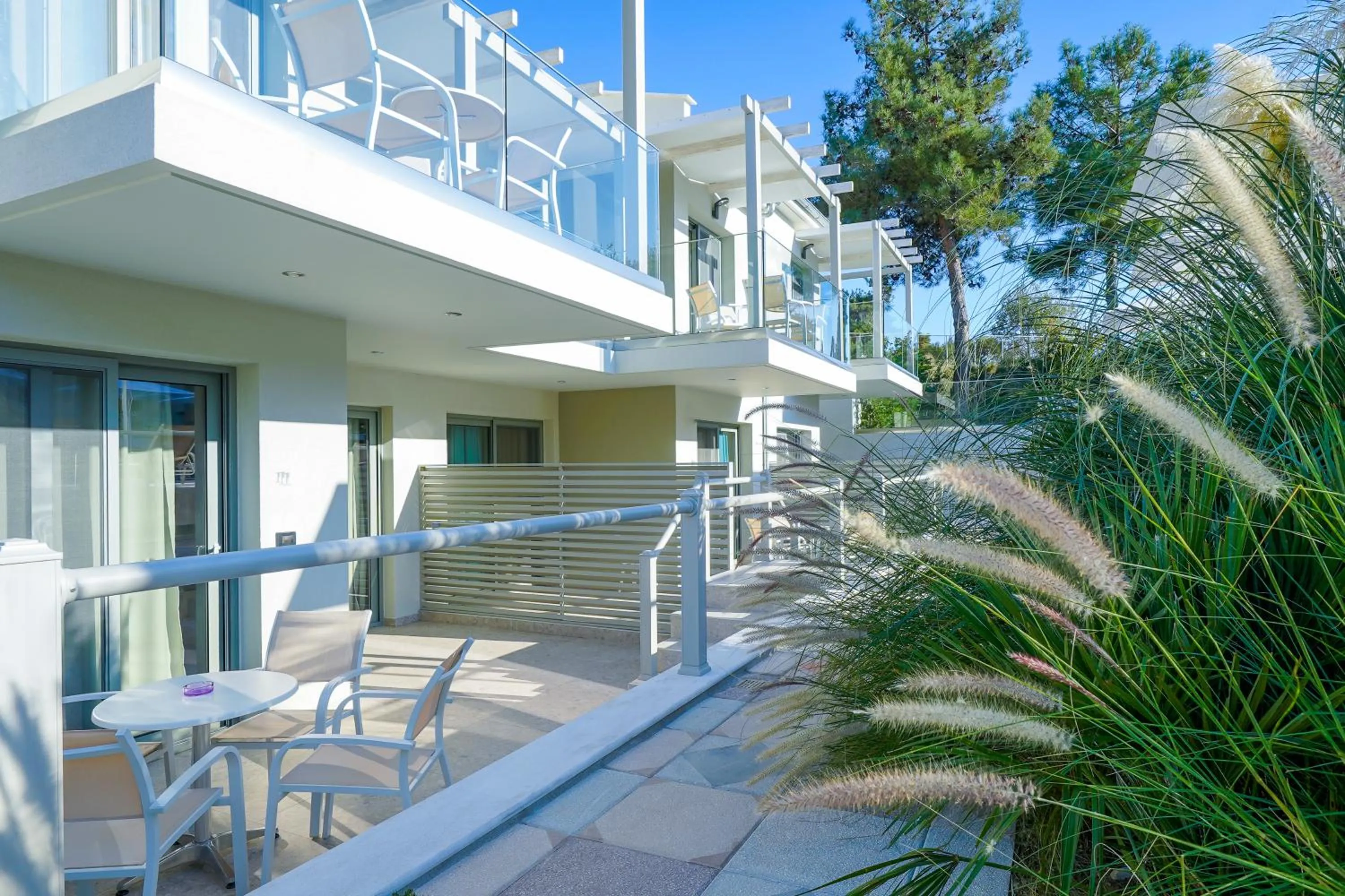 The Elegant Apartments