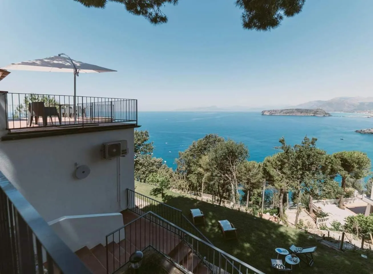 Villa Crawford