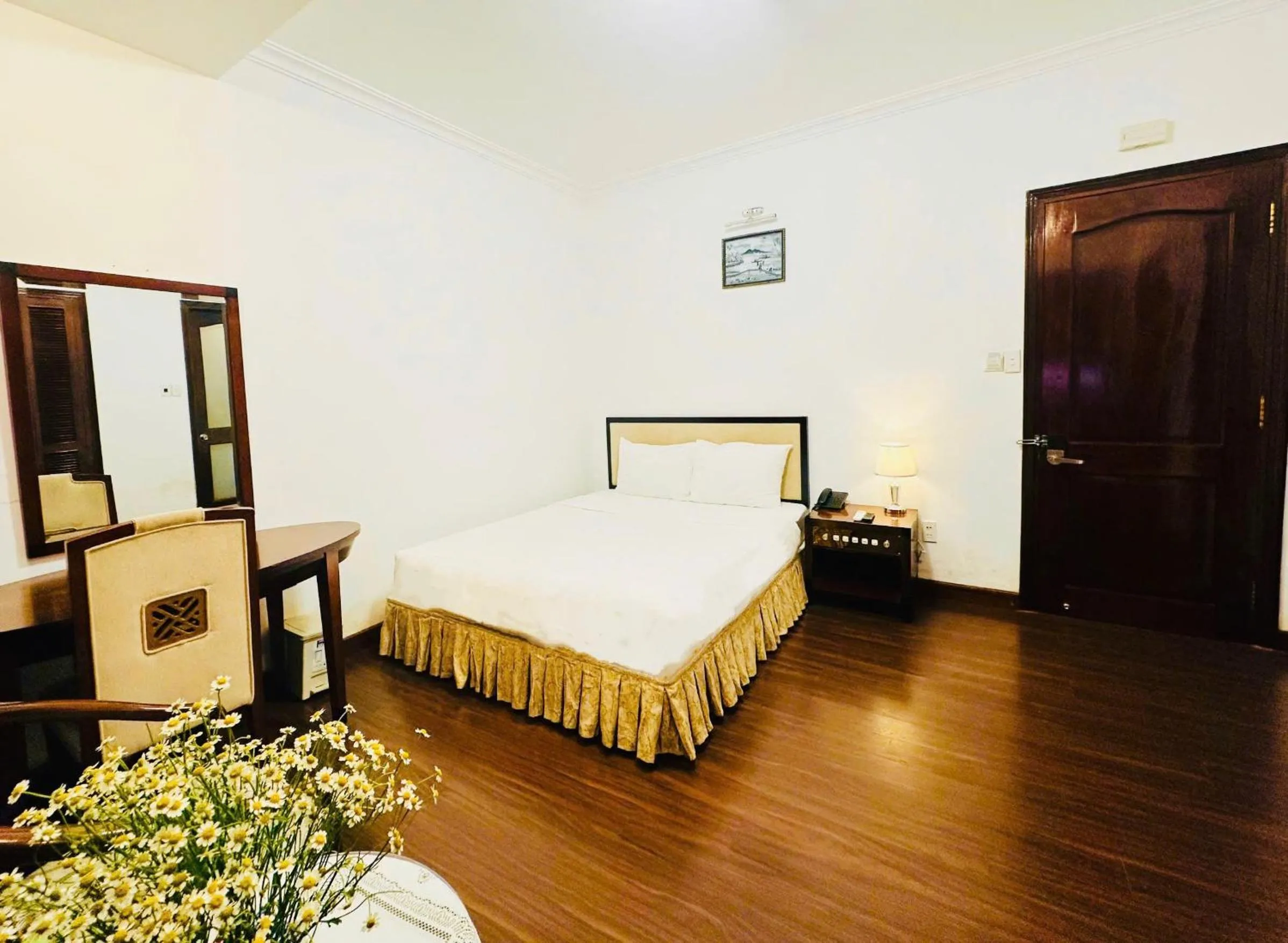 Bed in Cosiana Hue Hotel