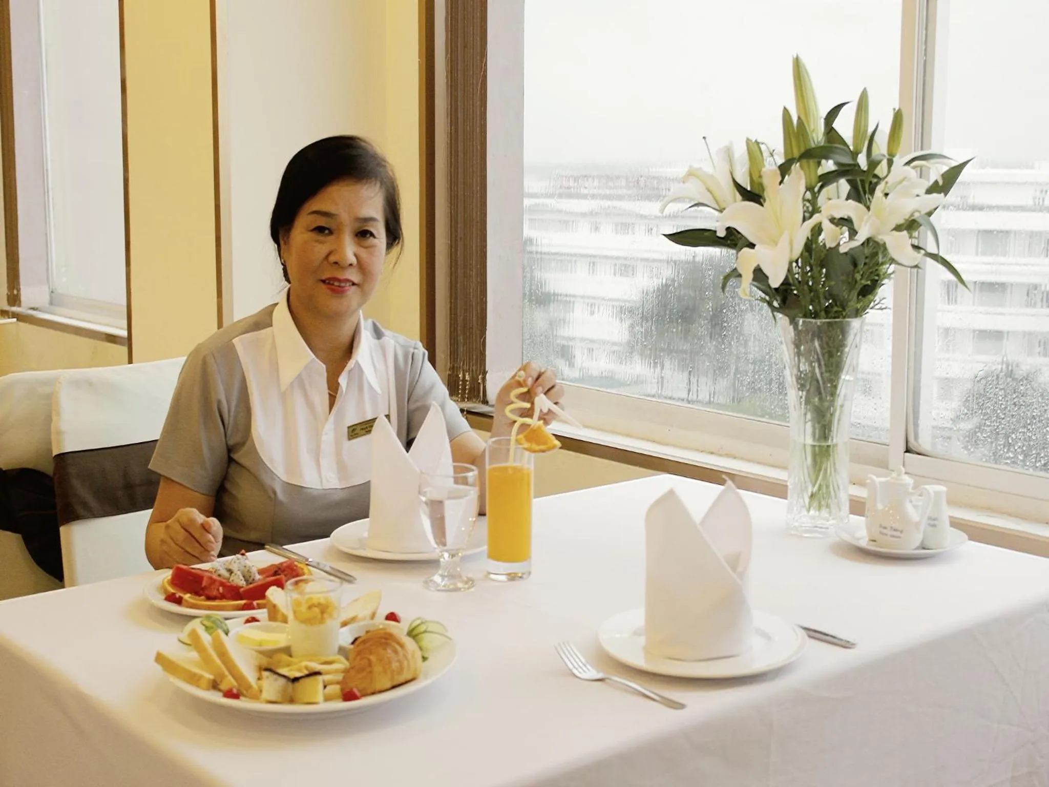 Food and drinks in Cosiana Hue Hotel