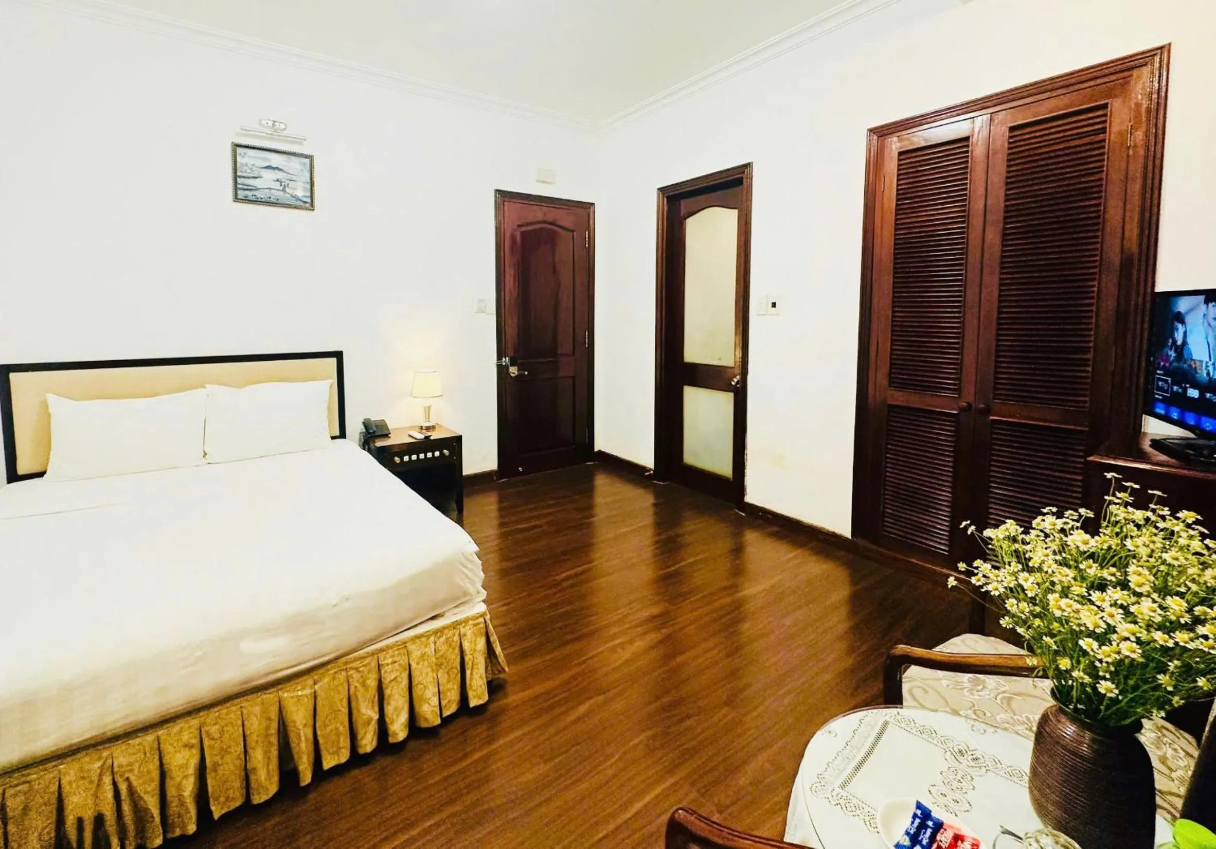 Bed in Cosiana Hue Hotel