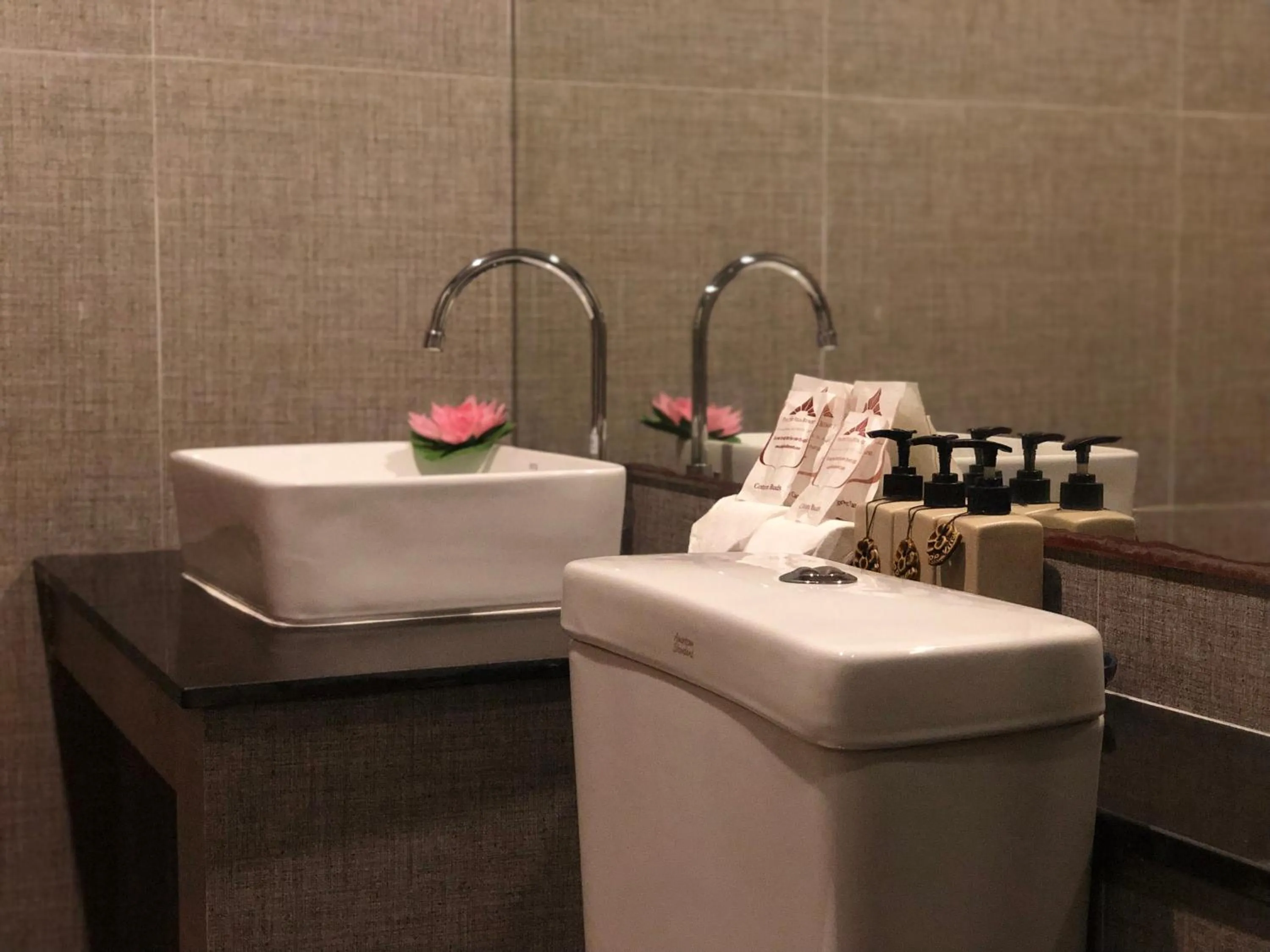 Bathroom in Phi Phi Villa Resort