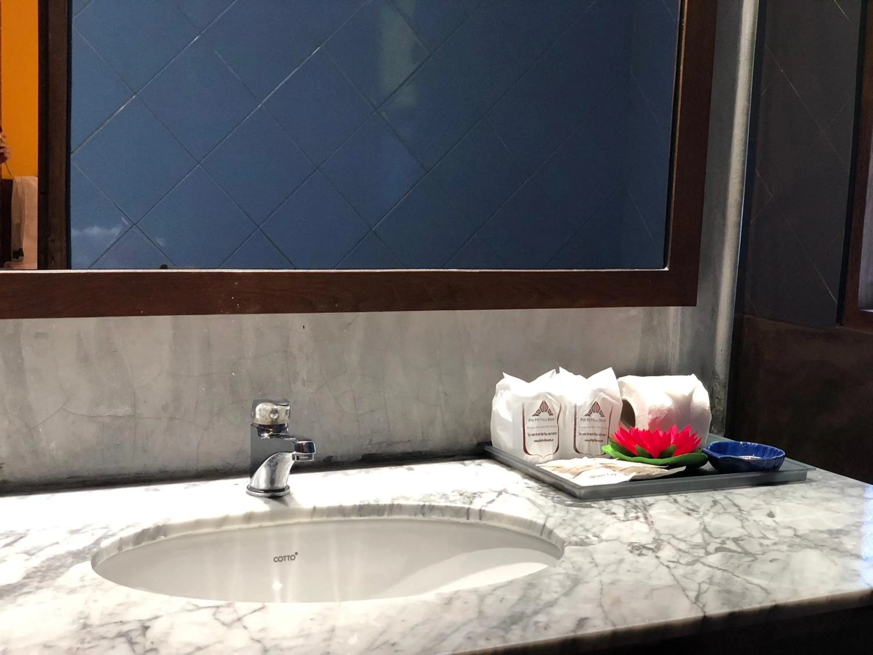 Shower in Phi Phi Villa Resort