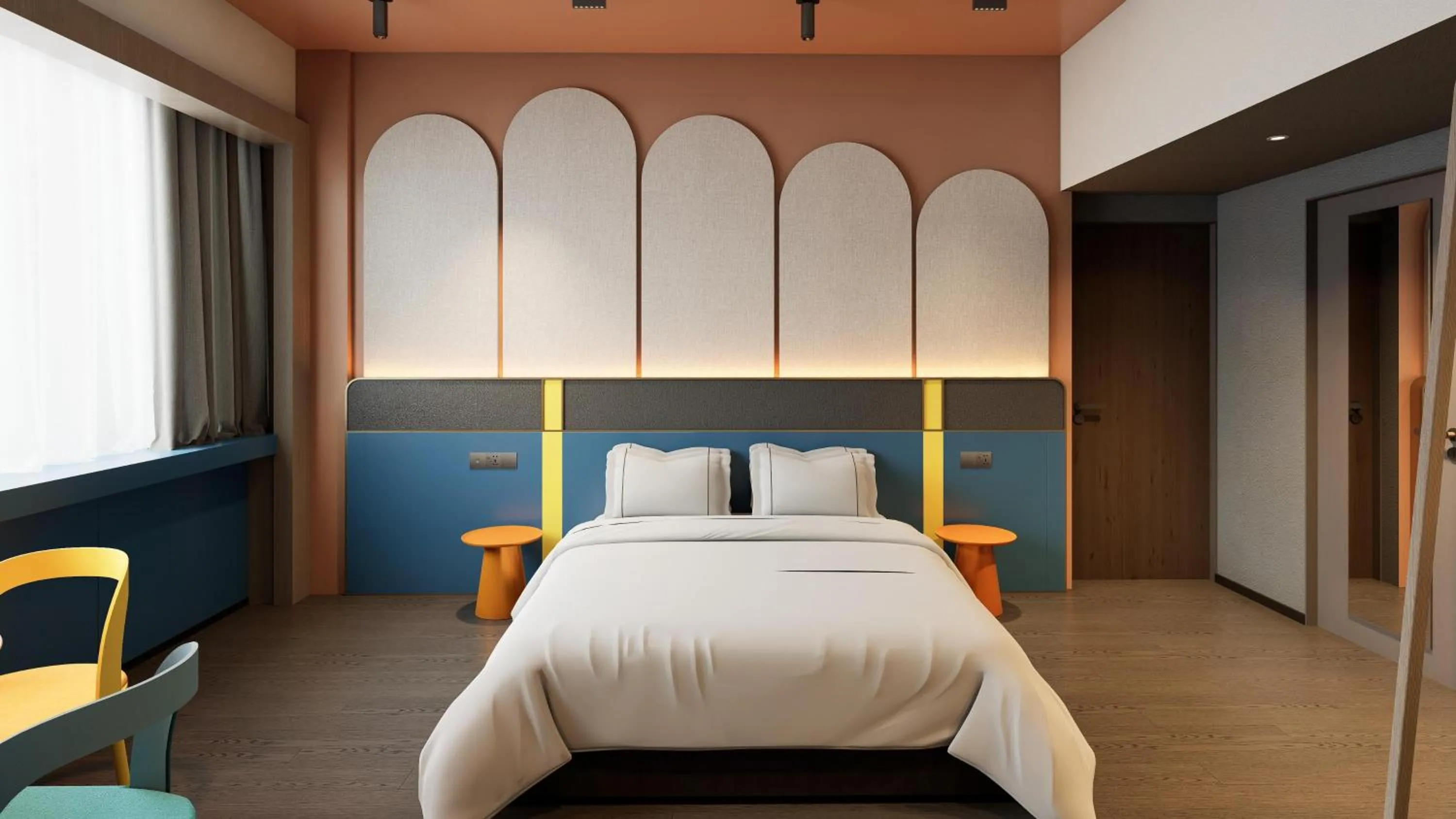 Bed in Furama City Centre