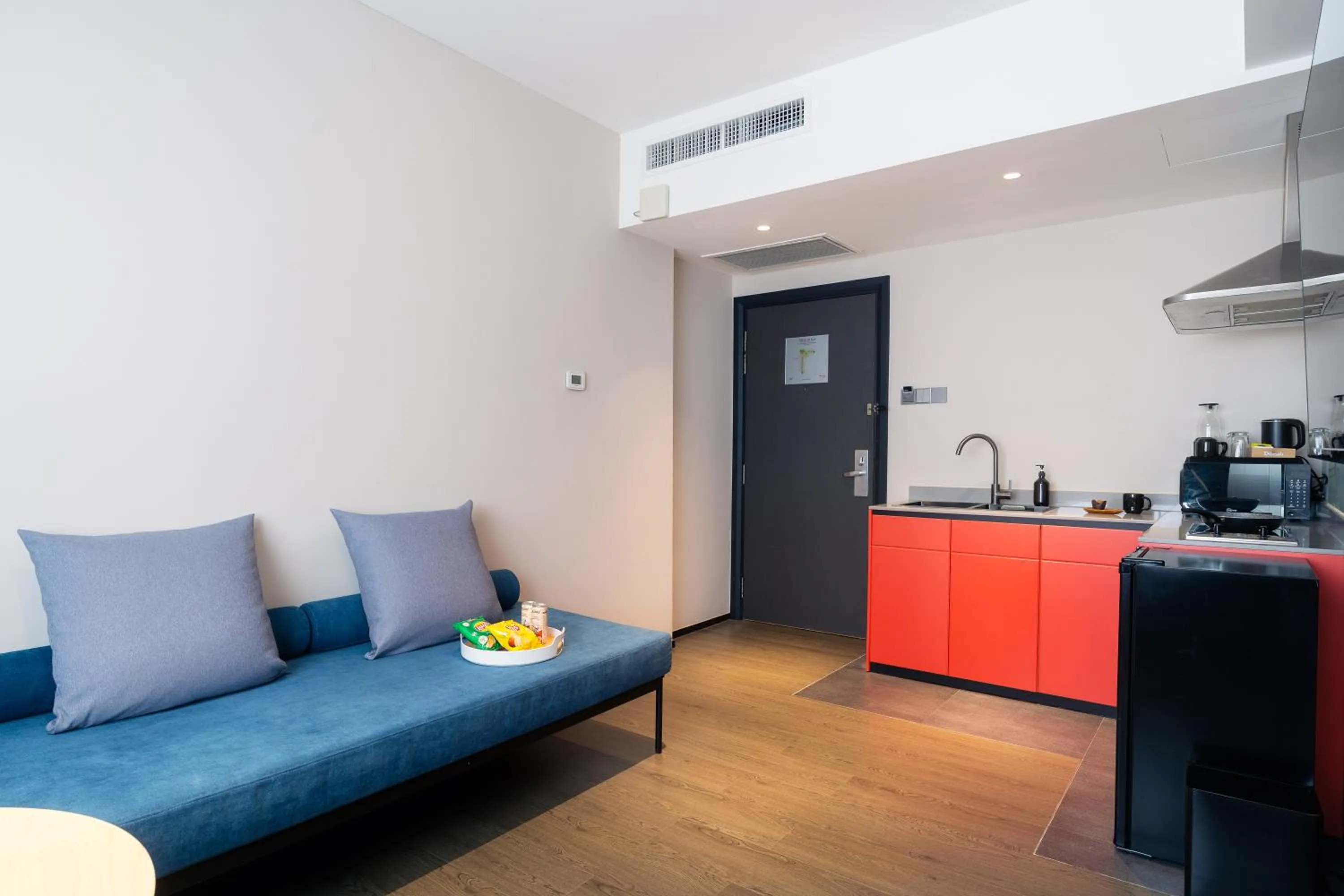 Living room in Furama City Centre