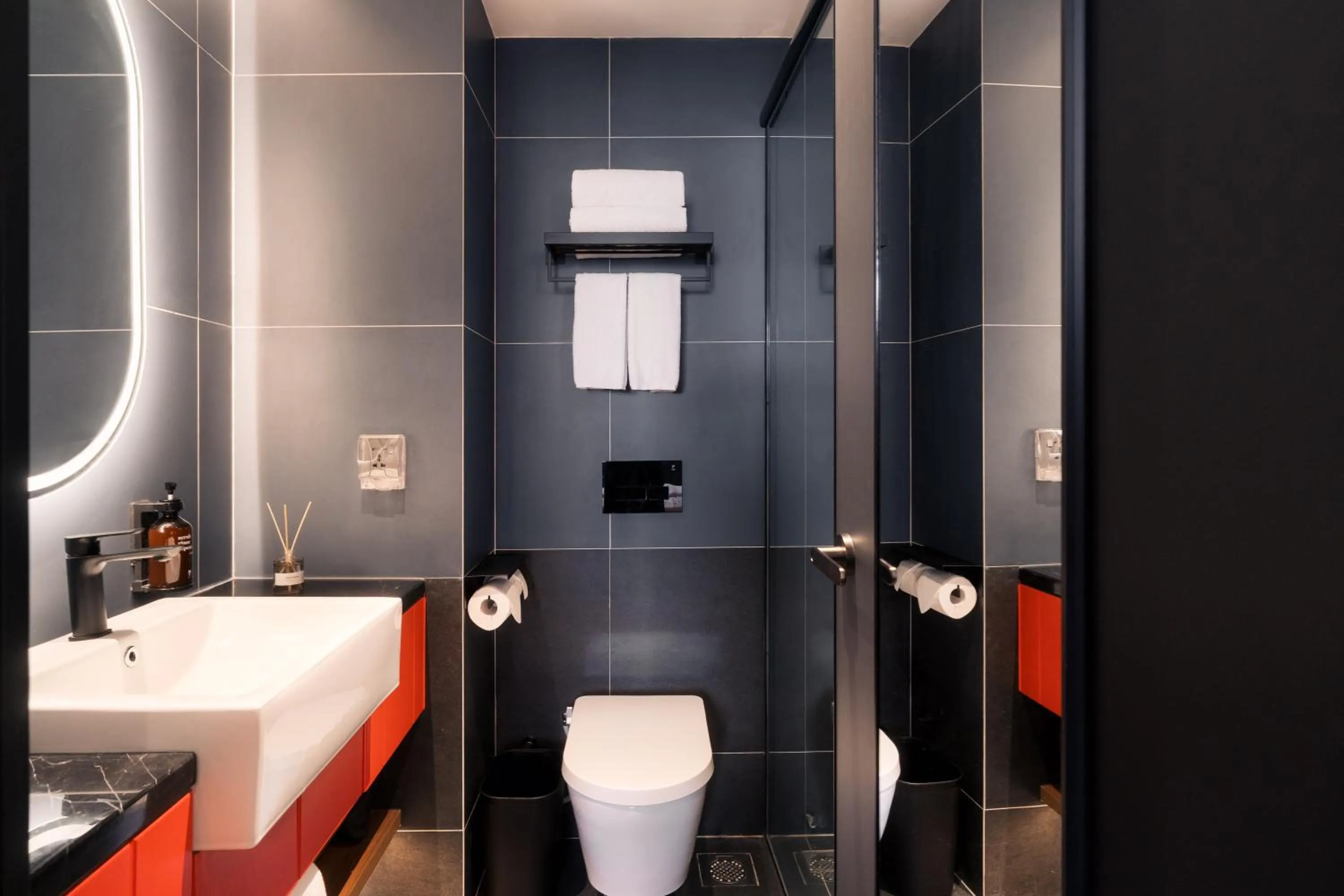 Toilet in Furama City Centre