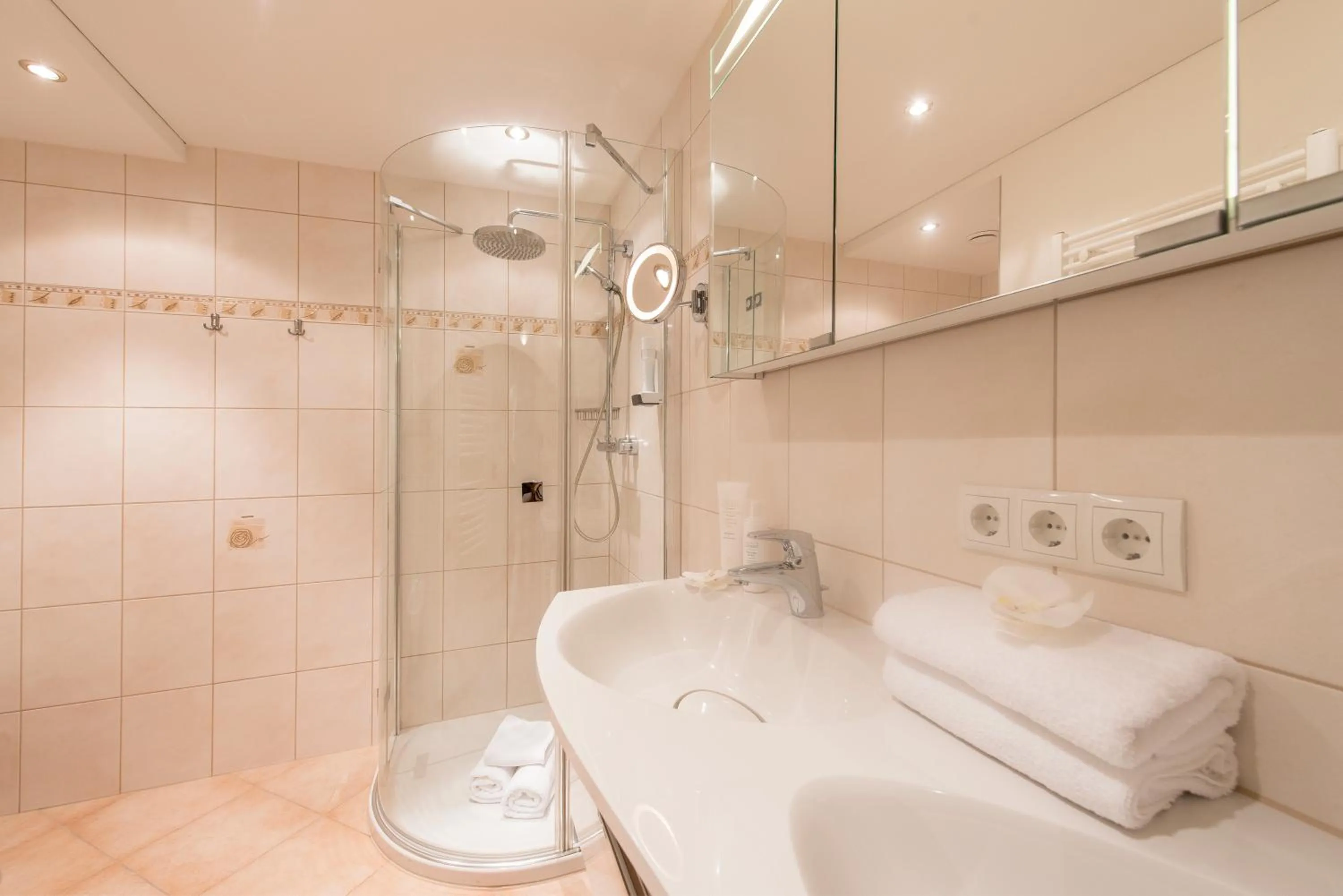 Bathroom in Hotel Bergkristall