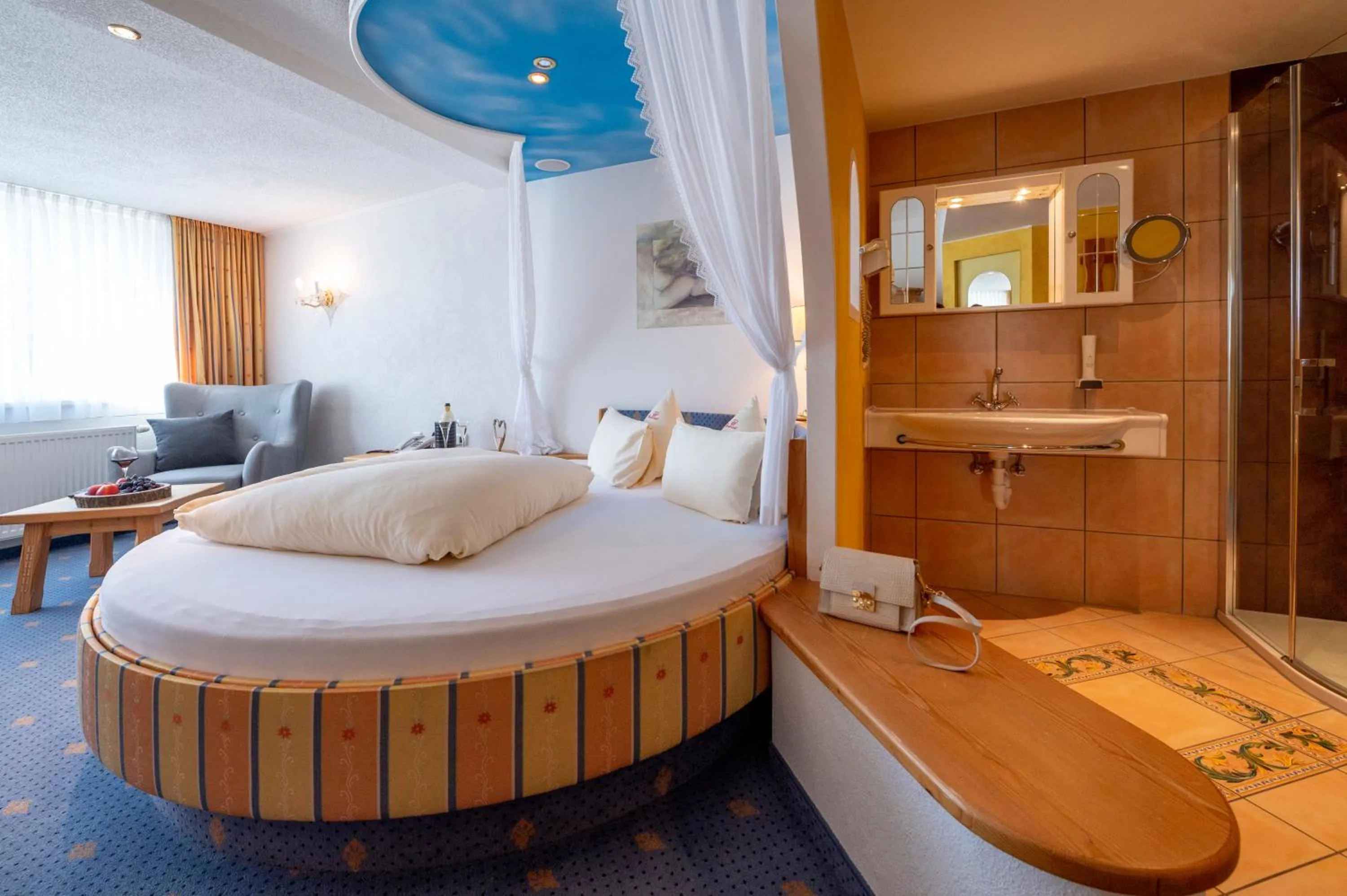 Bed in Hotel Bergkristall