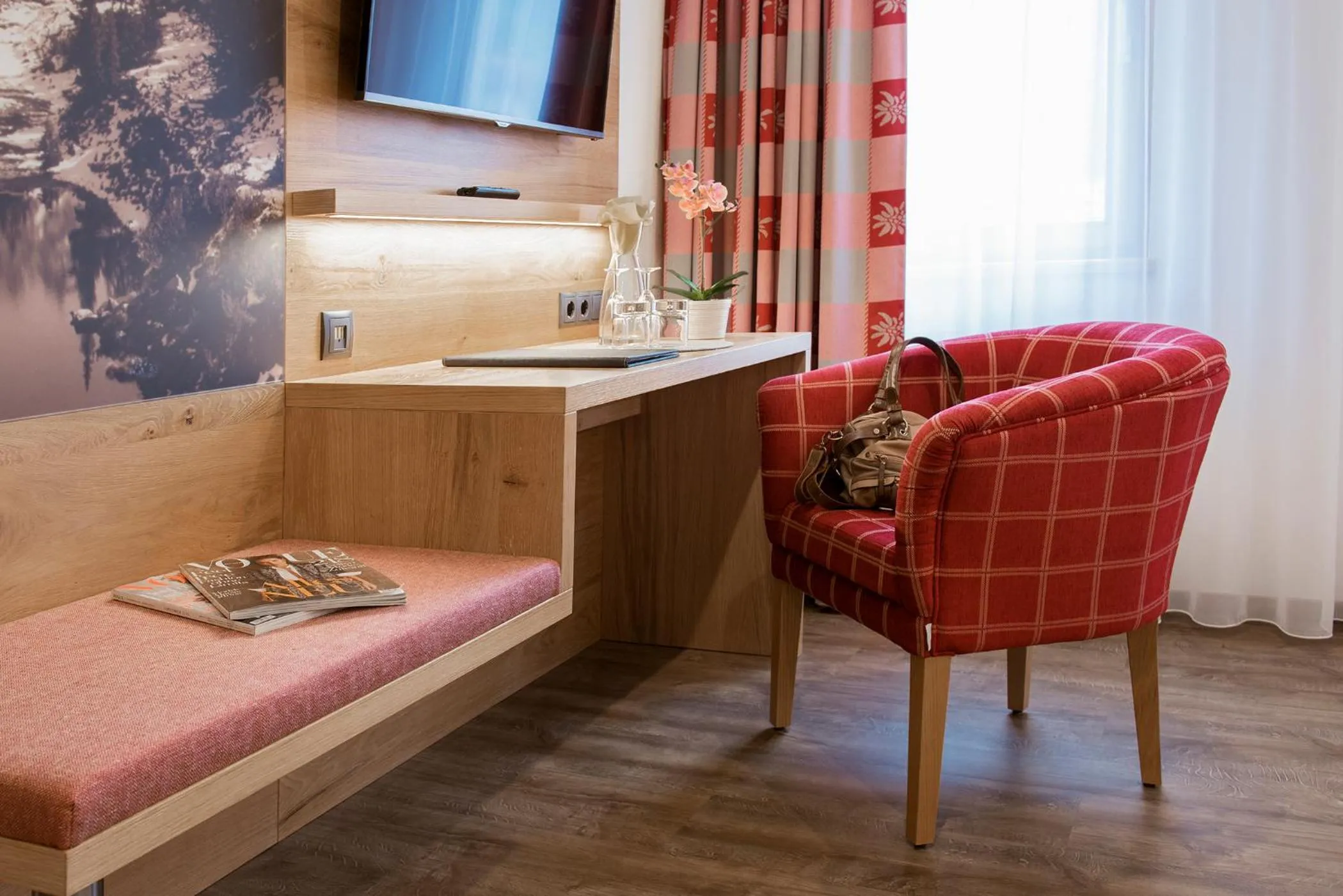 Photo of the whole room in Hotel Bergkristall