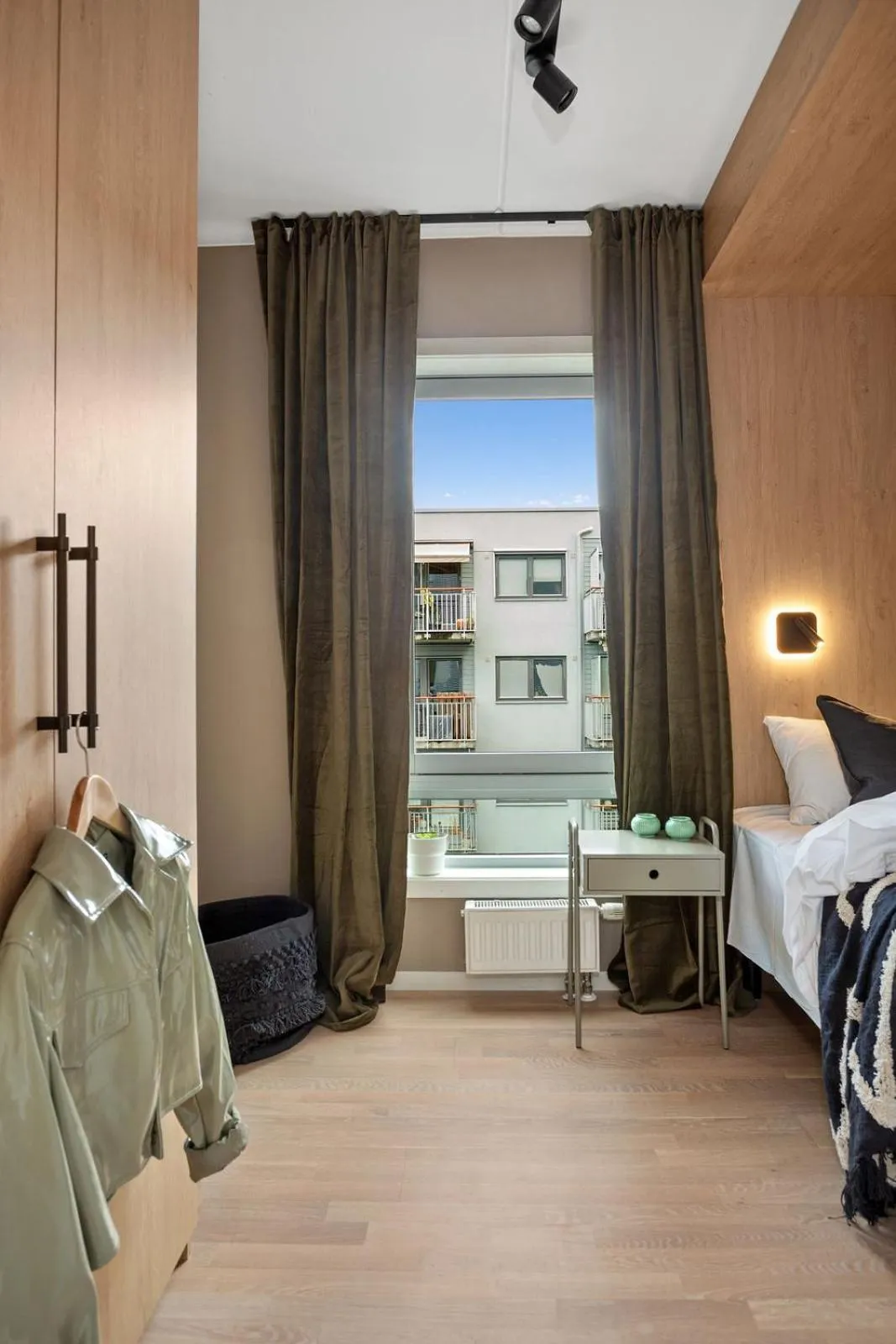 Bedroom, Bed in BJØRVIKA APARTMENTS, Teaterplassen, Oslo city center