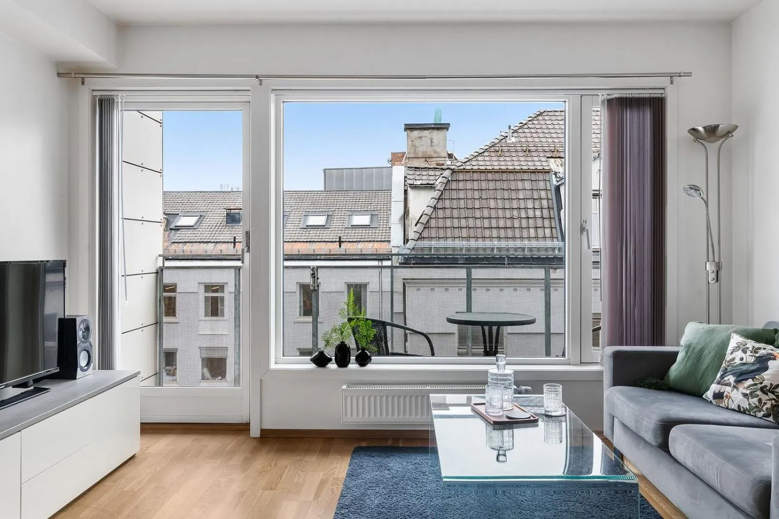 Living room in BJØRVIKA APARTMENTS, Teaterplassen, Oslo city center