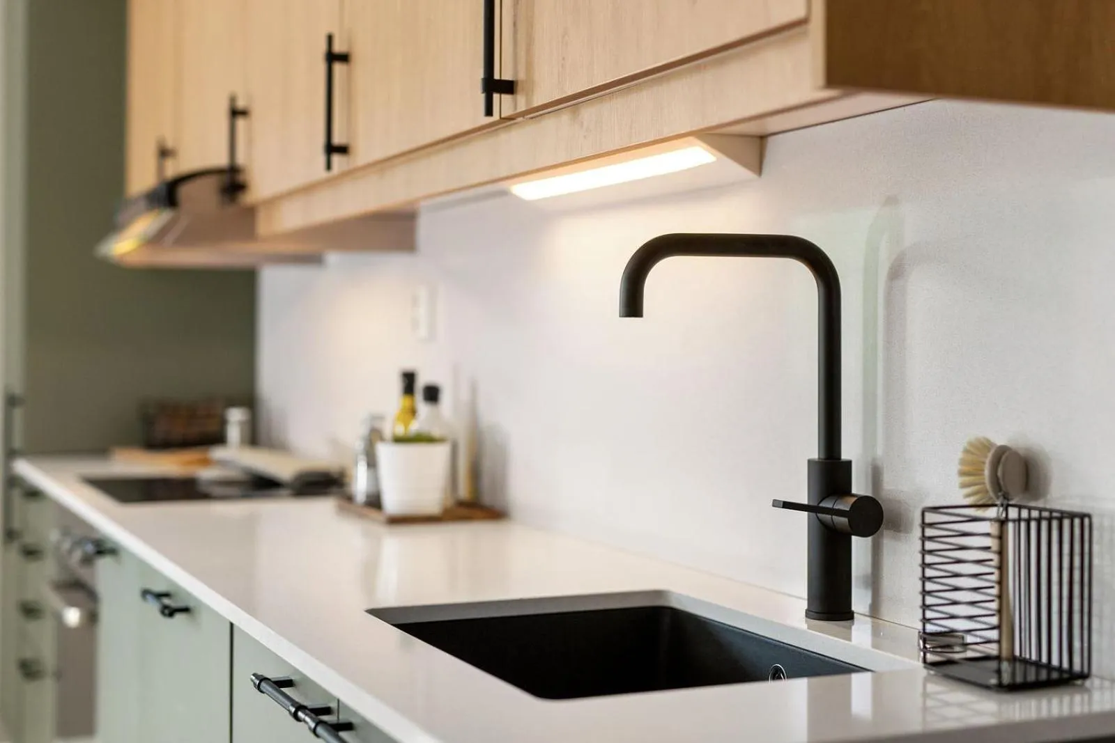Kitchen or kitchenette in BJØRVIKA APARTMENTS, Teaterplassen, Oslo city center