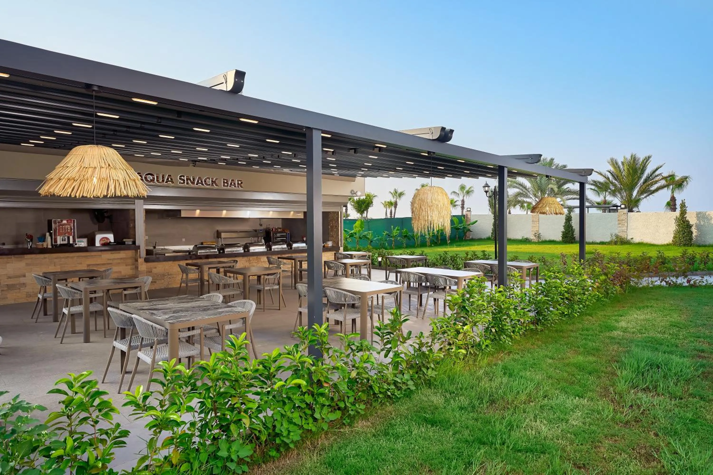 Restaurant/places to eat in Elysee Rive Hotel