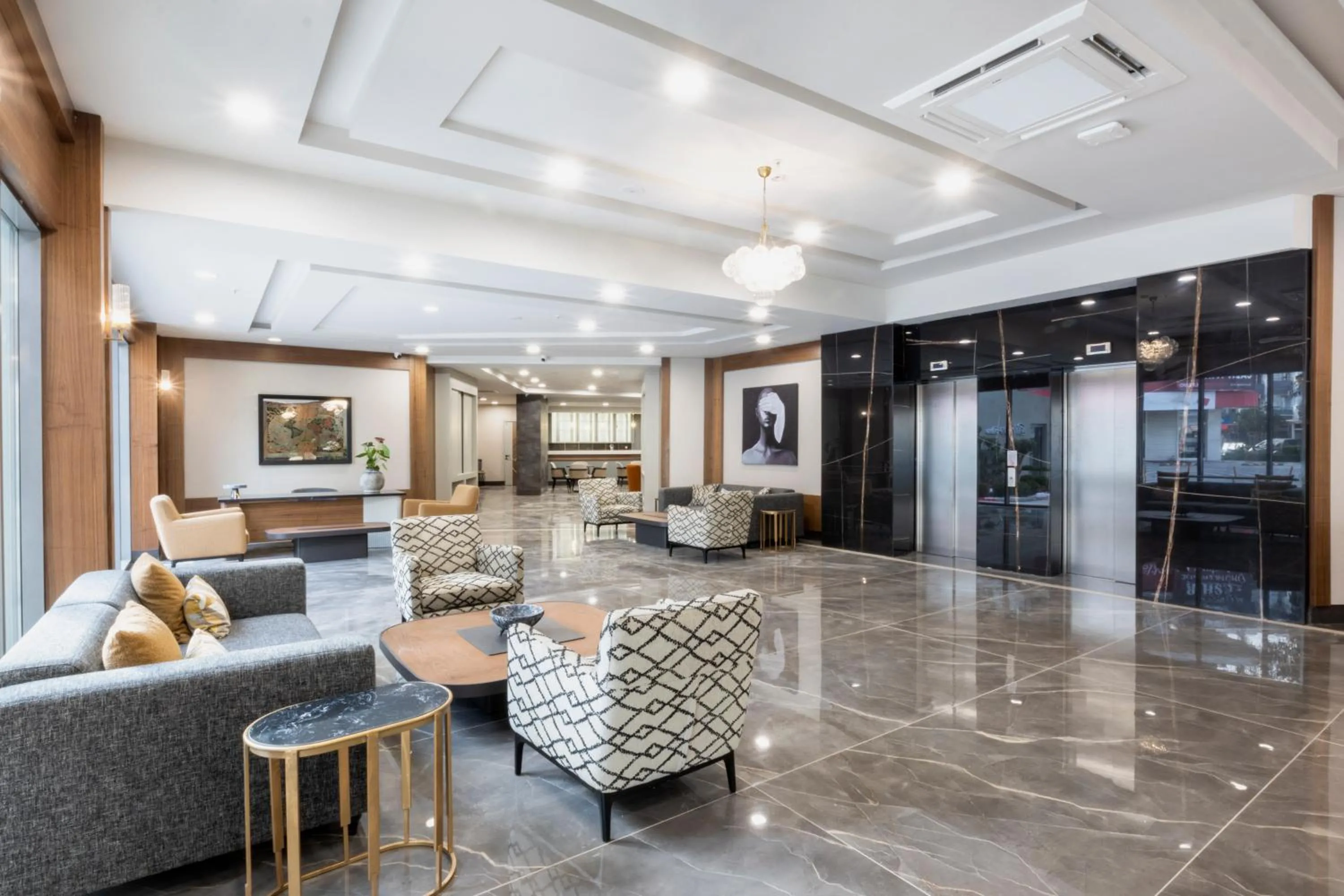 Lobby or reception in Elysee Rive Hotel