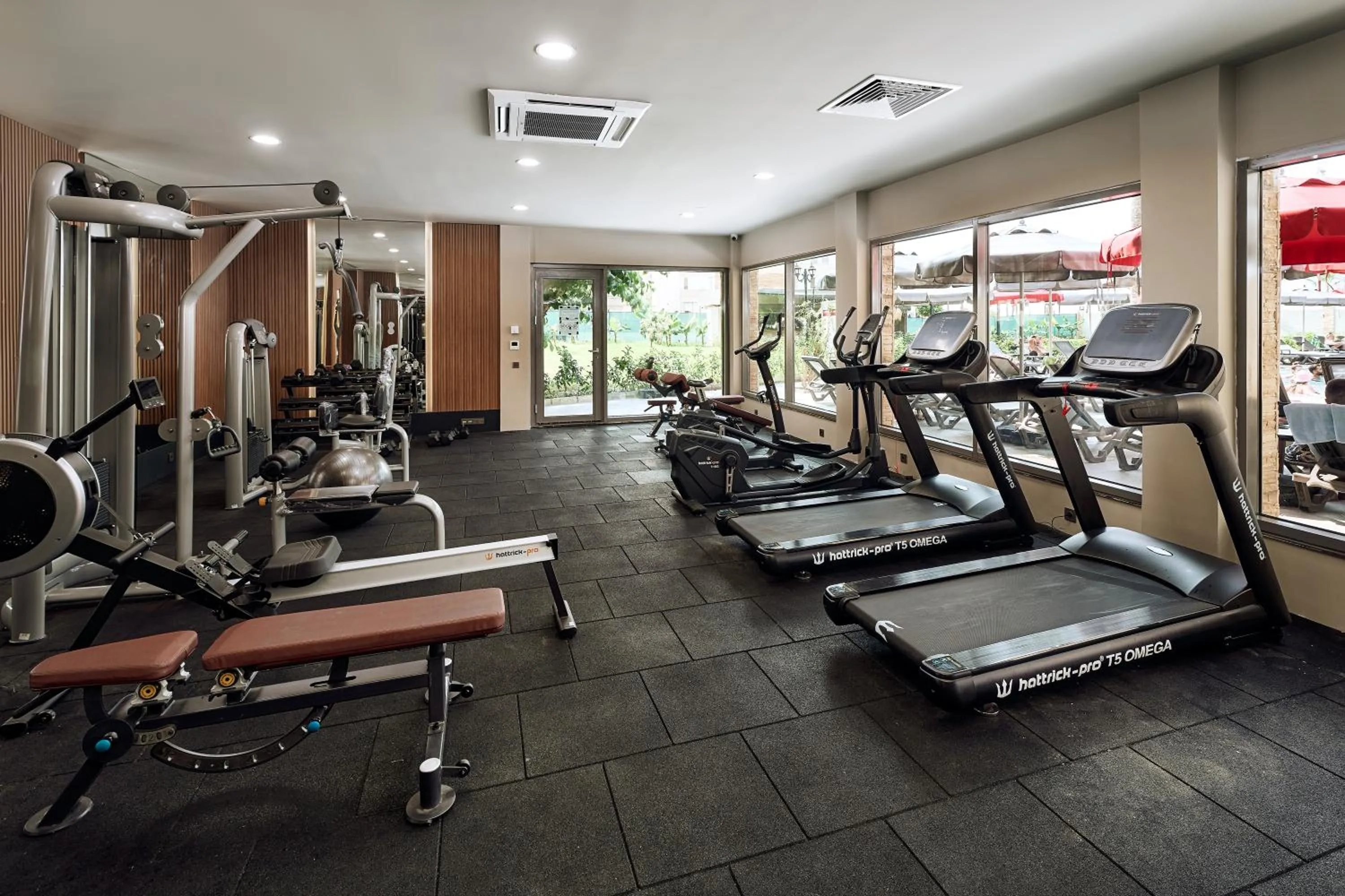 Fitness centre/facilities in Elysee Rive Hotel
