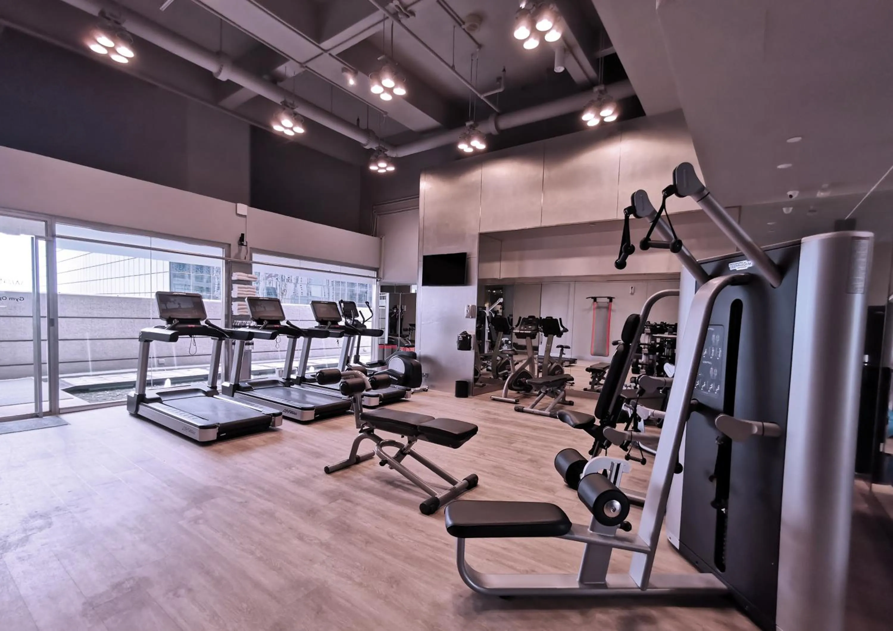 Fitness centre/facilities in M Hotel Singapore City Centre