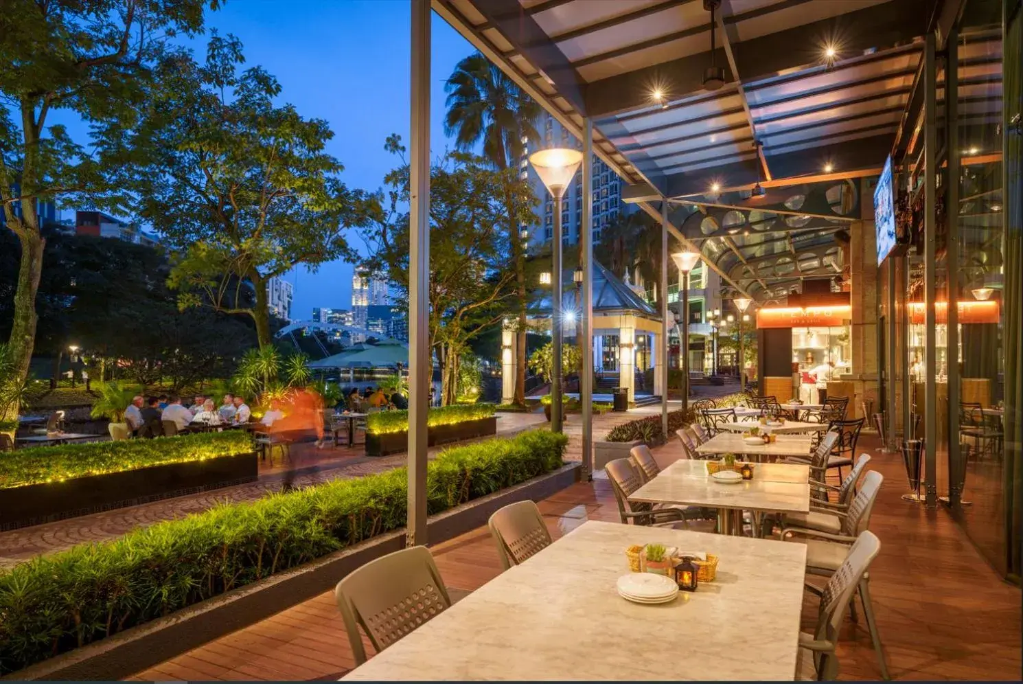 Restaurant/places to eat in Grand Copthorne Waterfront Restaurant/places to eat in Grand Copthorne Waterfront