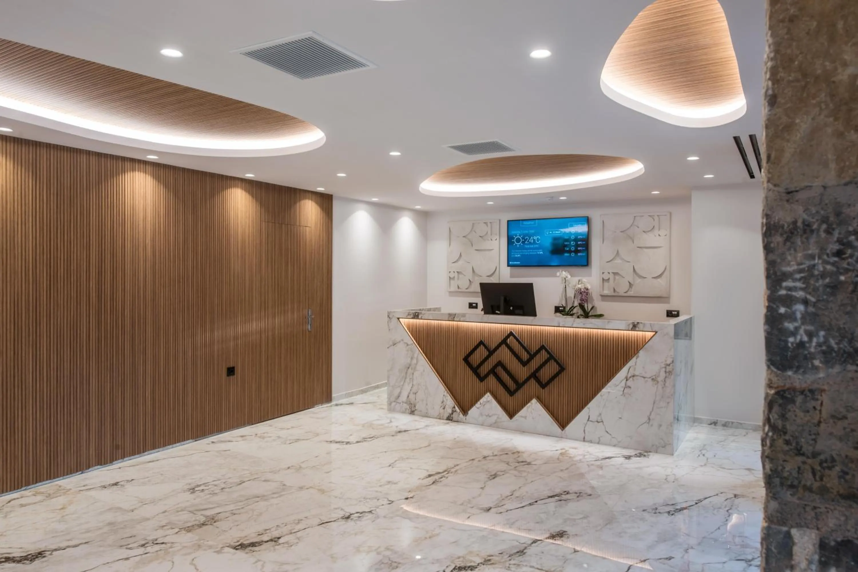 Lobby or reception in Noble Hotel & Suites - Adults Only