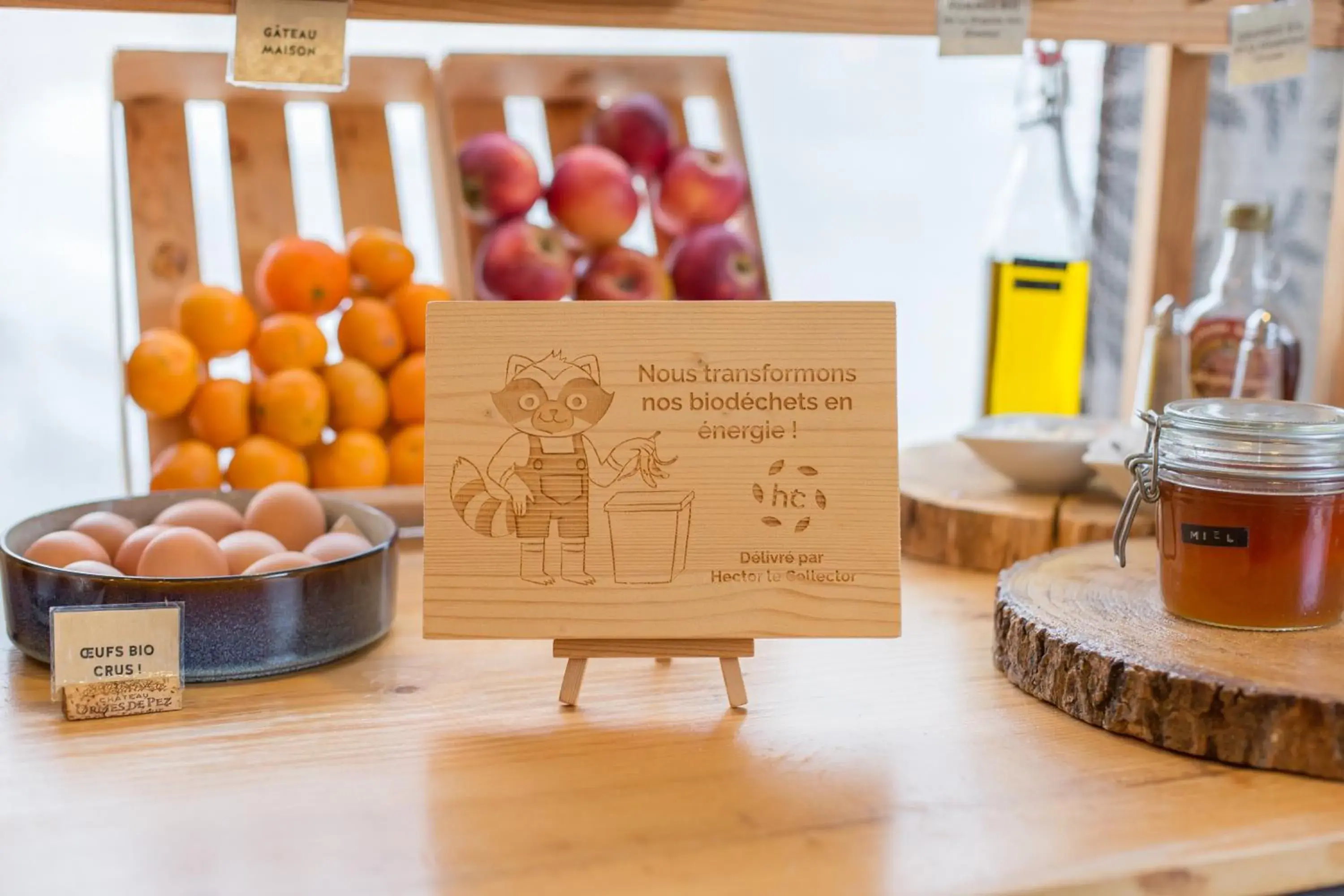 Restaurant/places to eat in Hotel Gascogne Restaurant/places to eat in Hotel Gascogne