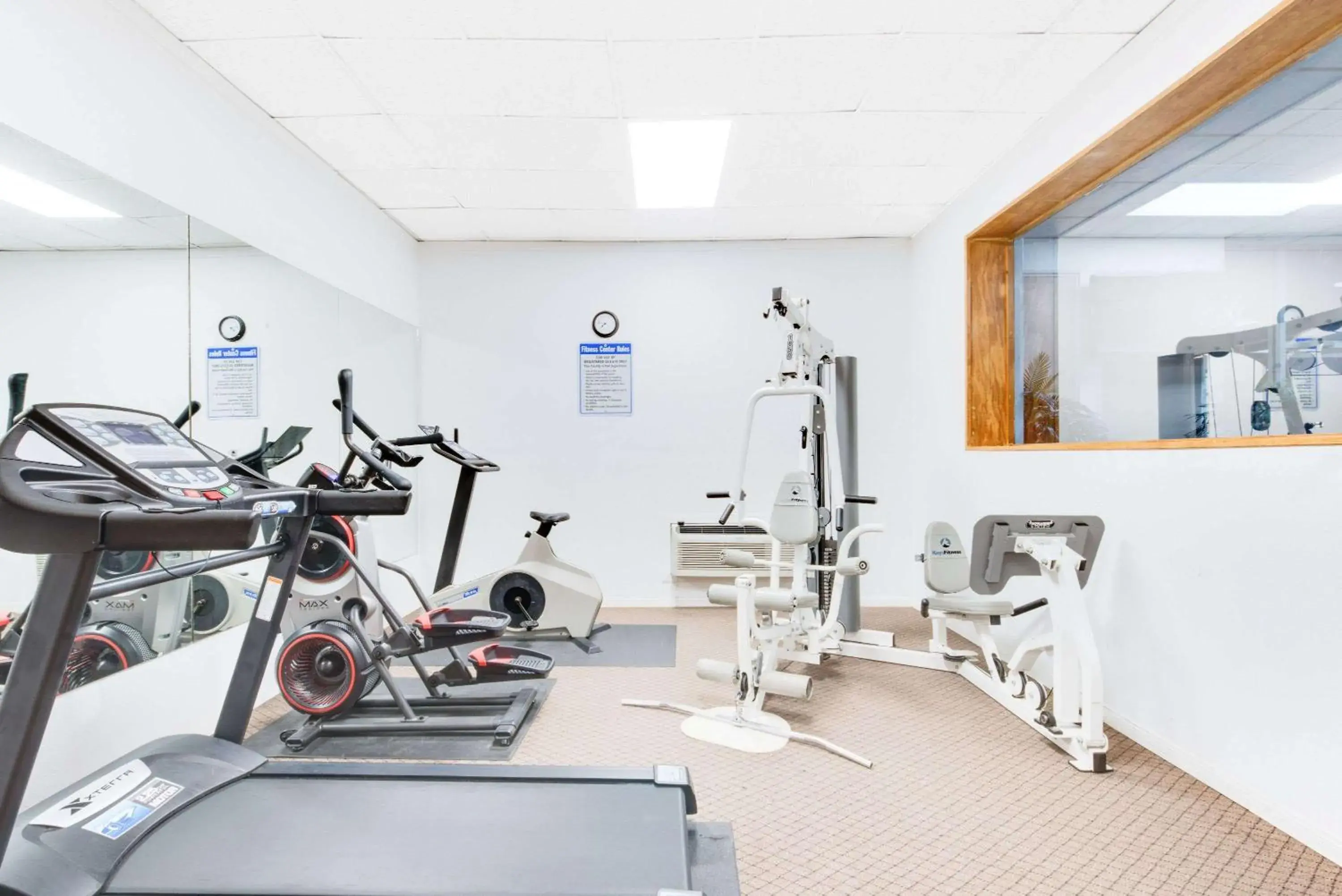 Fitness centre/facilities in Days Inn & Suites by Wyndham Laredo Fitness centre/facilities in Days Inn & Suites by Wyndham Laredo