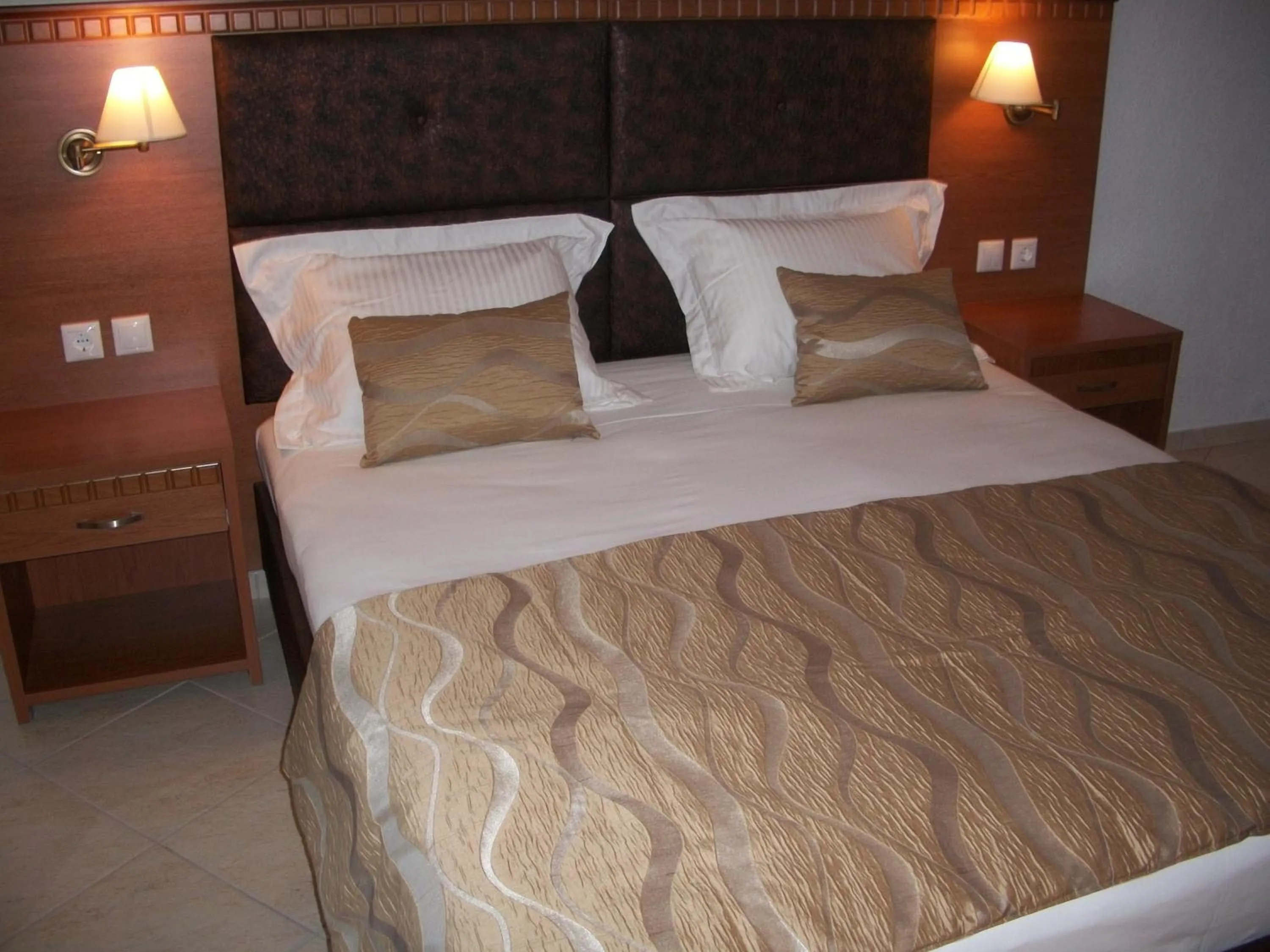 Bed in Hotel Filoxenia